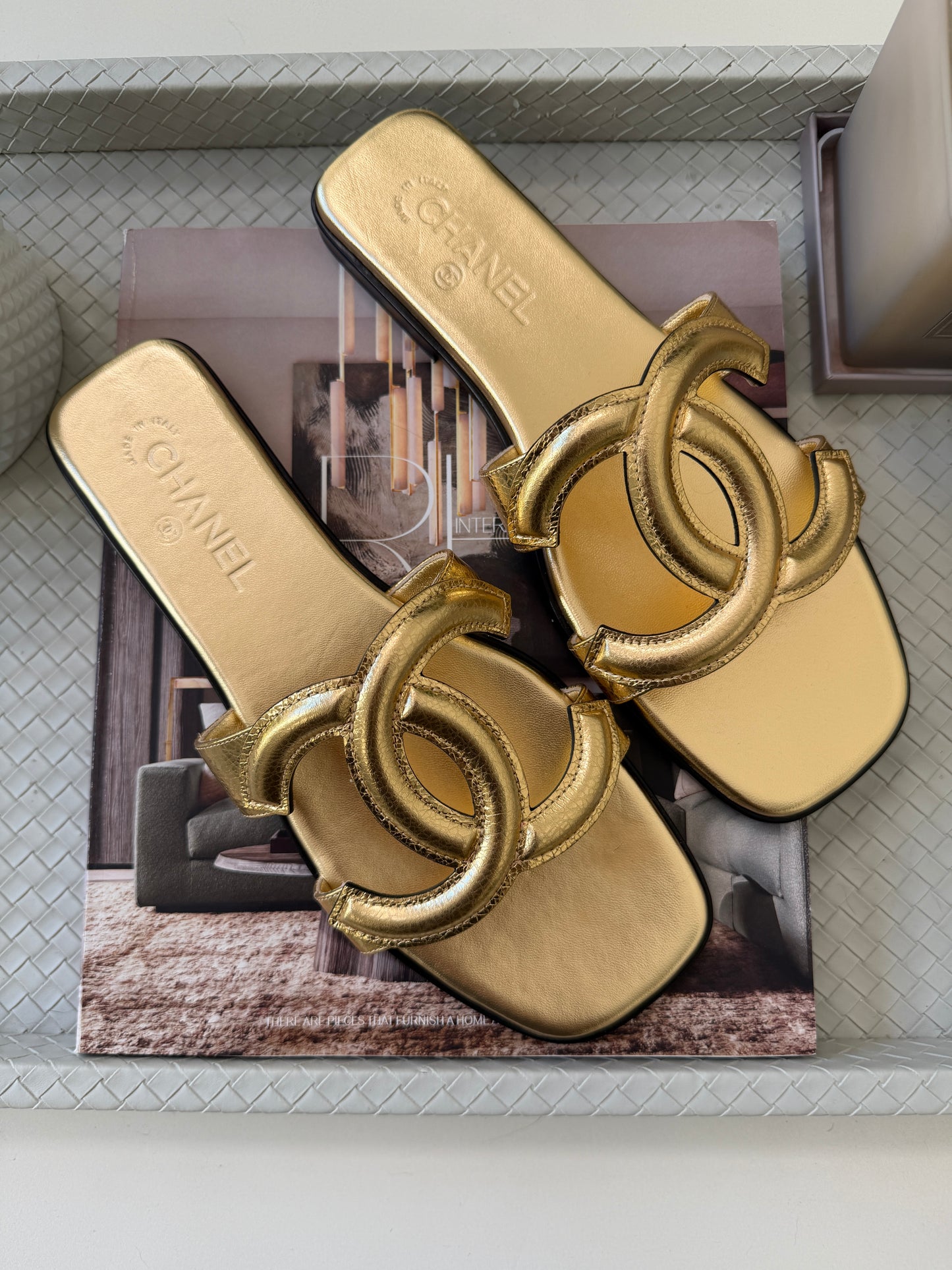 Chanel SS 26 Blazy Gold Crackled Leather CC Logo Slides Flat Flip Flop Mules Sandals