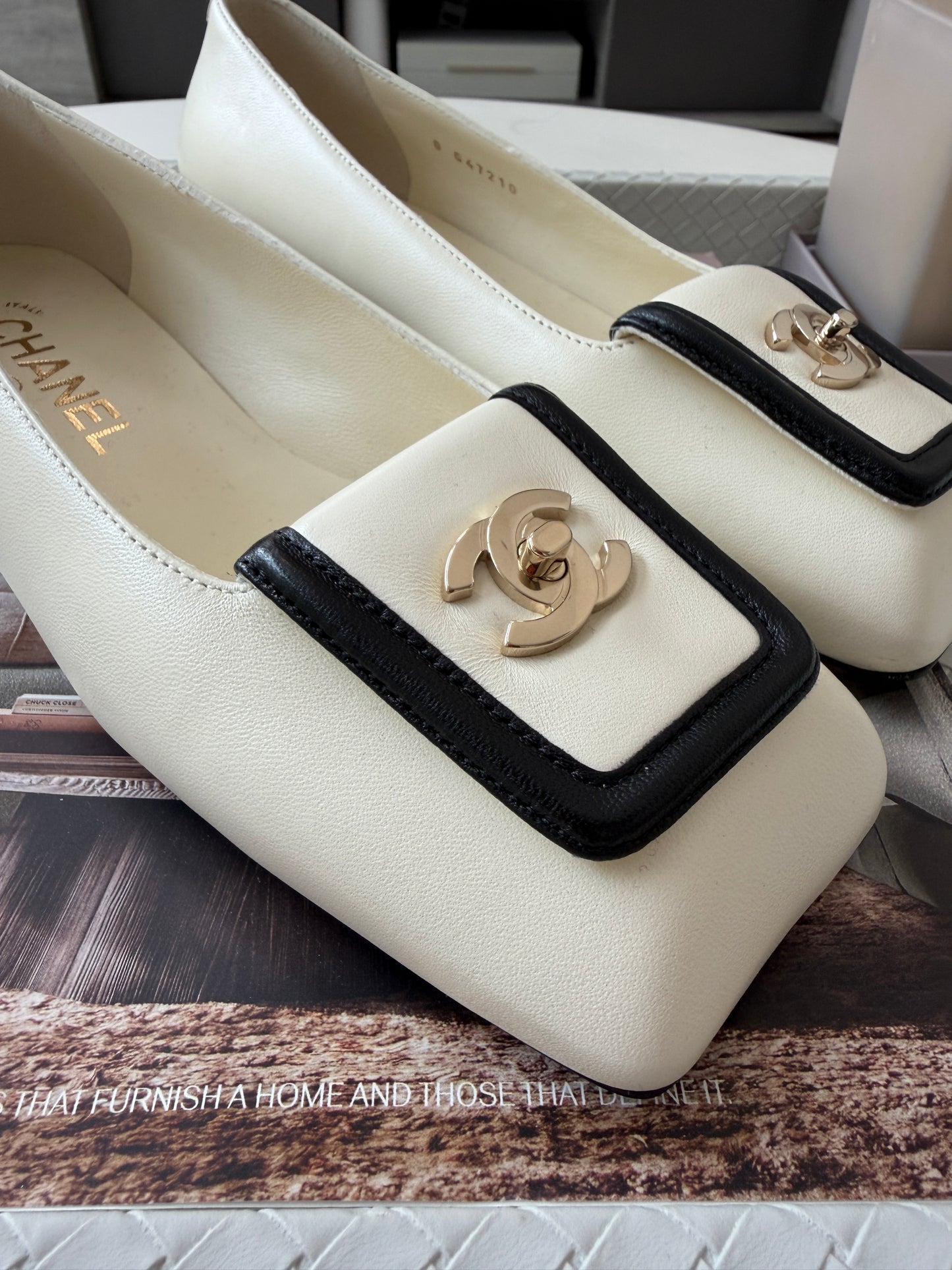 Chanel SS 26 Blazy Ivory Lambskin Square Toe CC Logo Turn-lock Ballet Flats