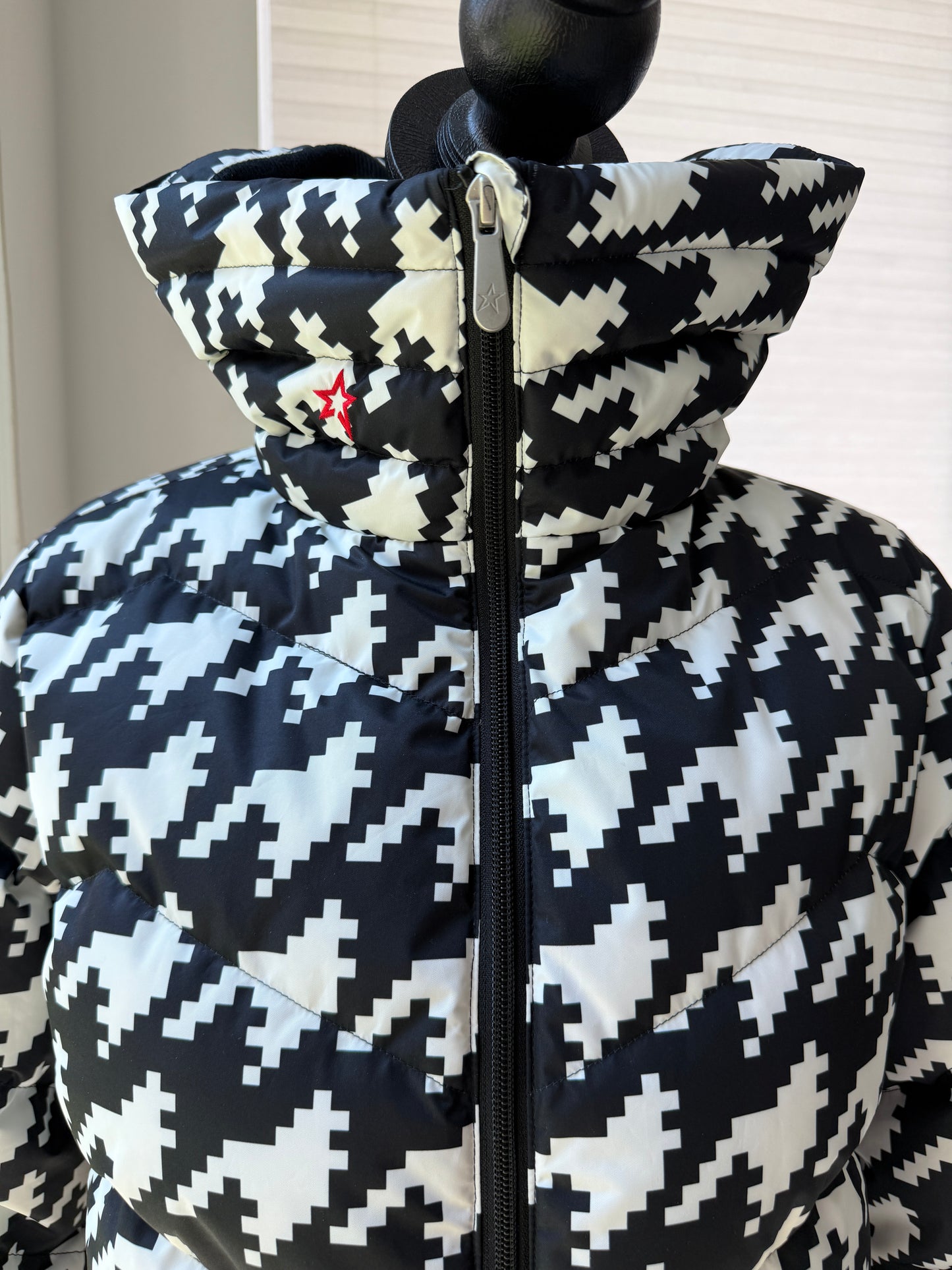 Perfect Moment Houndstooth Black White Ski Duvet Down Jacket Puffer Ski Jacket S