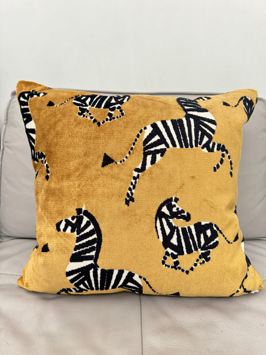 Pacific Coast Austin Horn 22x22 Kona Zebra Yellow Gold Black Decorative Pillow NWT