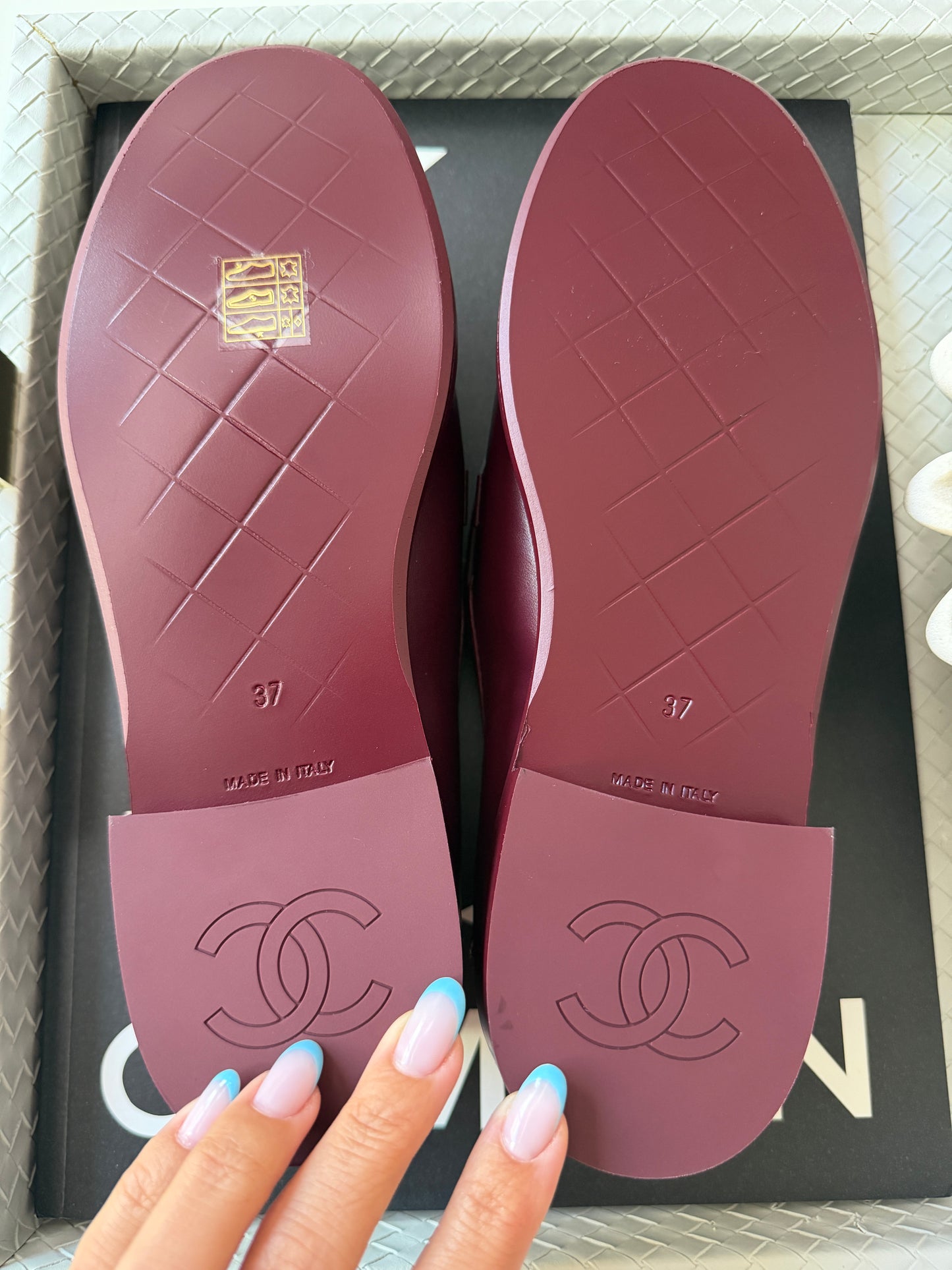 CHANEL BURGUNDY LEATHER LOAFERS OXFORD SHOES GOLD STRASS GEMS CC TURNLOCK MOCCASINS