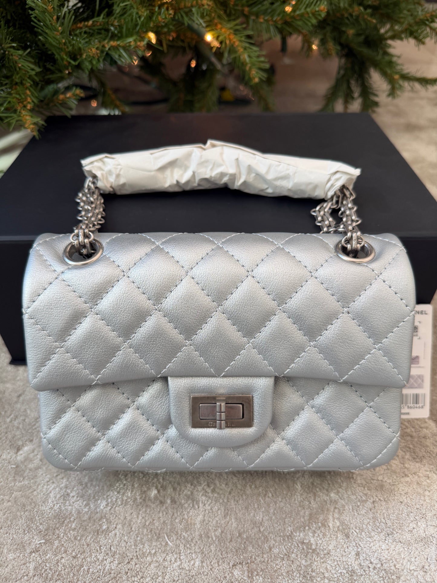 2021A CHANEL MINI REISSUE 2.55 METALLIC SILVER GOATSKIN LEATHER FLAP LEATHER BAG CHAIN CROSS BODY