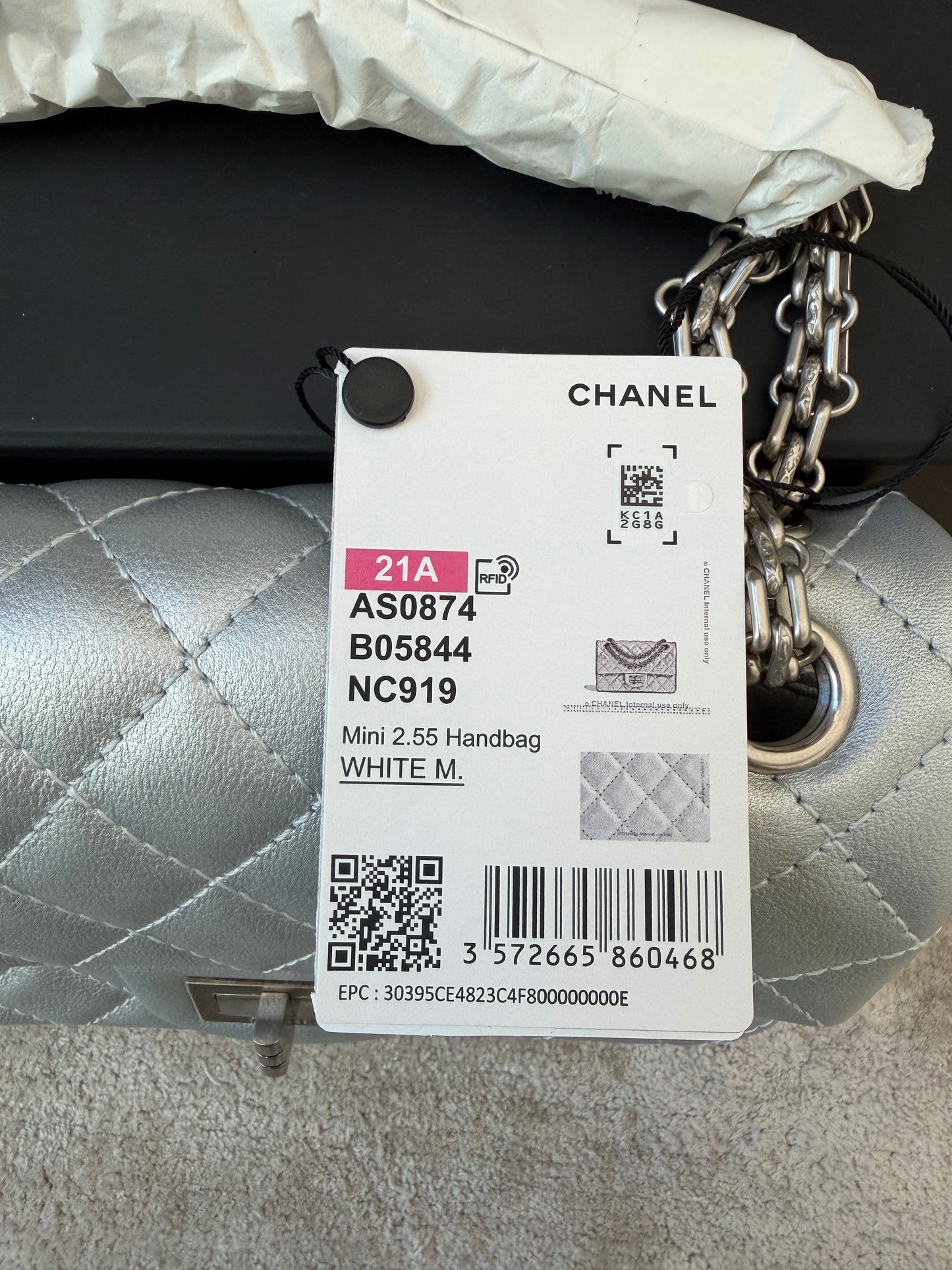 2021A CHANEL MINI REISSUE 2.55 METALLIC SILVER GOATSKIN LEATHER FLAP LEATHER BAG CHAIN CROSS BODY