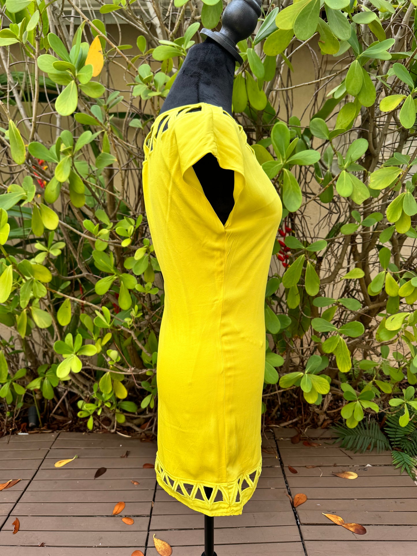 catherine malandrino yellow sequin dress Catherine Malandrino Bright Yellow Dress Size S