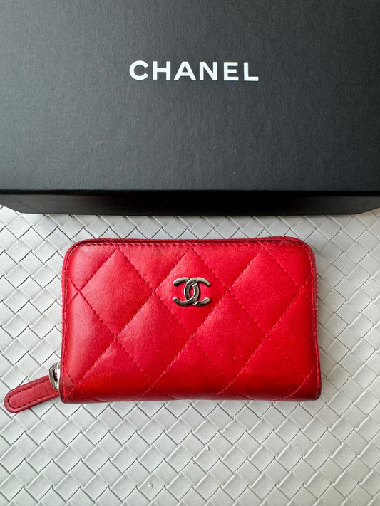 Chanel CC Lambskin Coin Holder Mini Wallet Card Case Matelasse Red Zip Quilted Pre-Owned