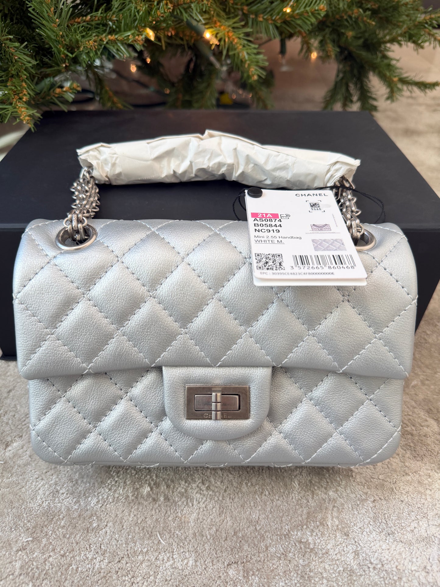 2021A CHANEL MINI REISSUE 2.55 METALLIC SILVER GOATSKIN LEATHER FLAP LEATHER BAG CHAIN CROSS BODY