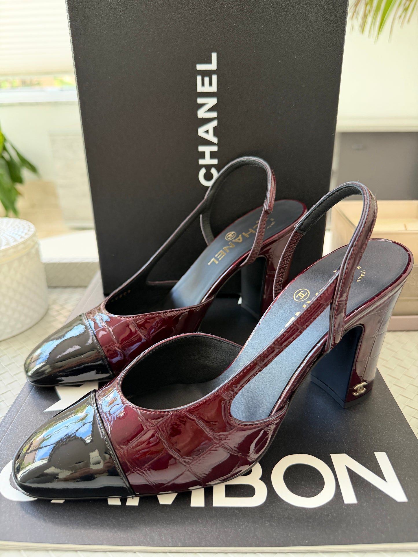 Chanel 26A Coco Sling Burgundy Bordeaux Fonce Croc Embossed Patent Leather Slingback Metiers Dart Pumps Heels
