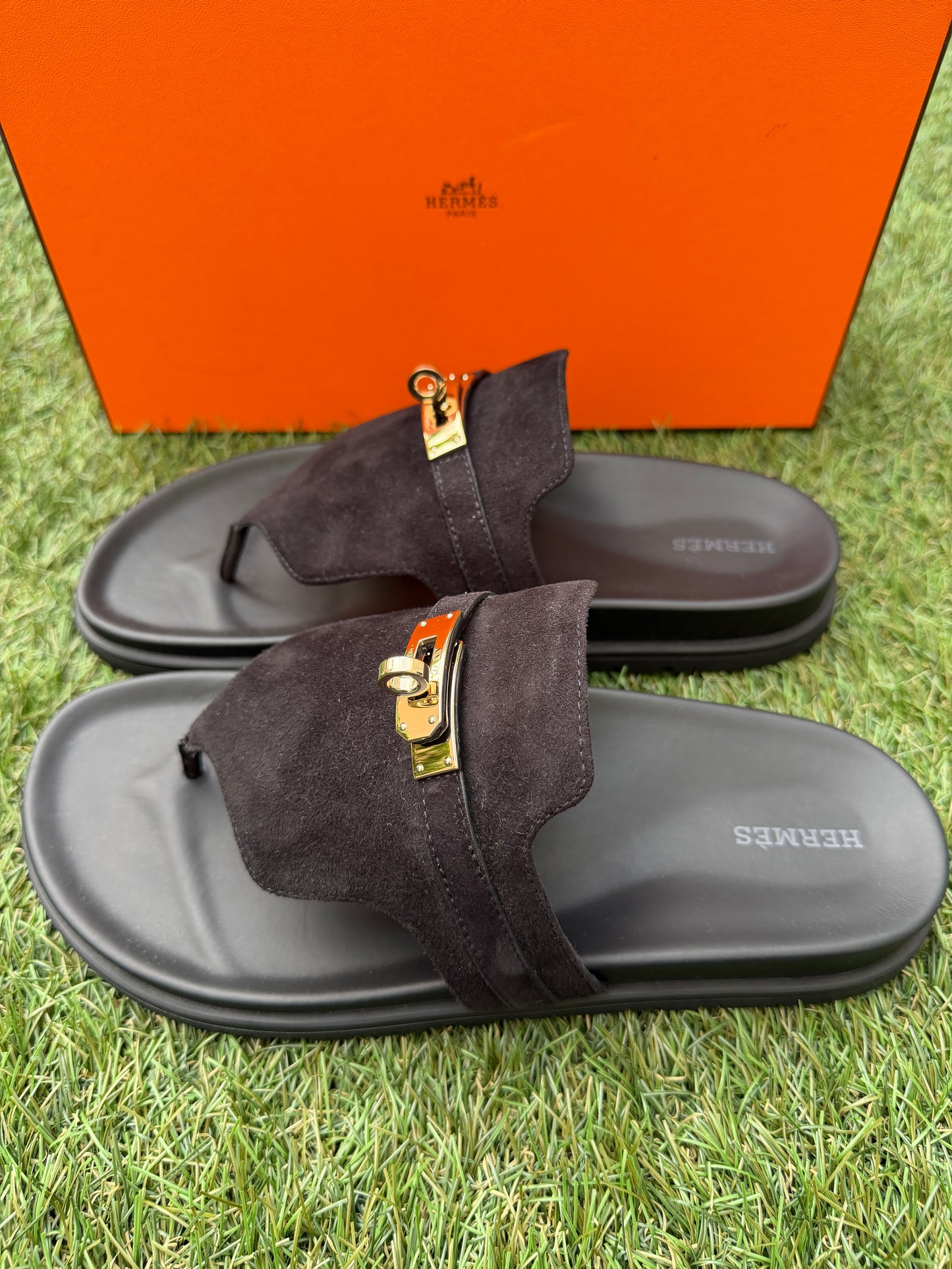 HERMES EMPIRE BLACK NOIR  SUEDE LEATHER FLIP FLOPS SHOES FLAT THONG SANDALS MULE