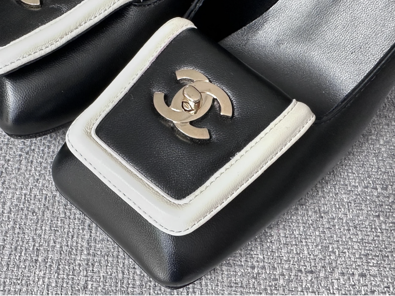 Chanel SS 26 Blazy Black Lambskin Square Toe CC Logo Turn-lock Pumps Heels