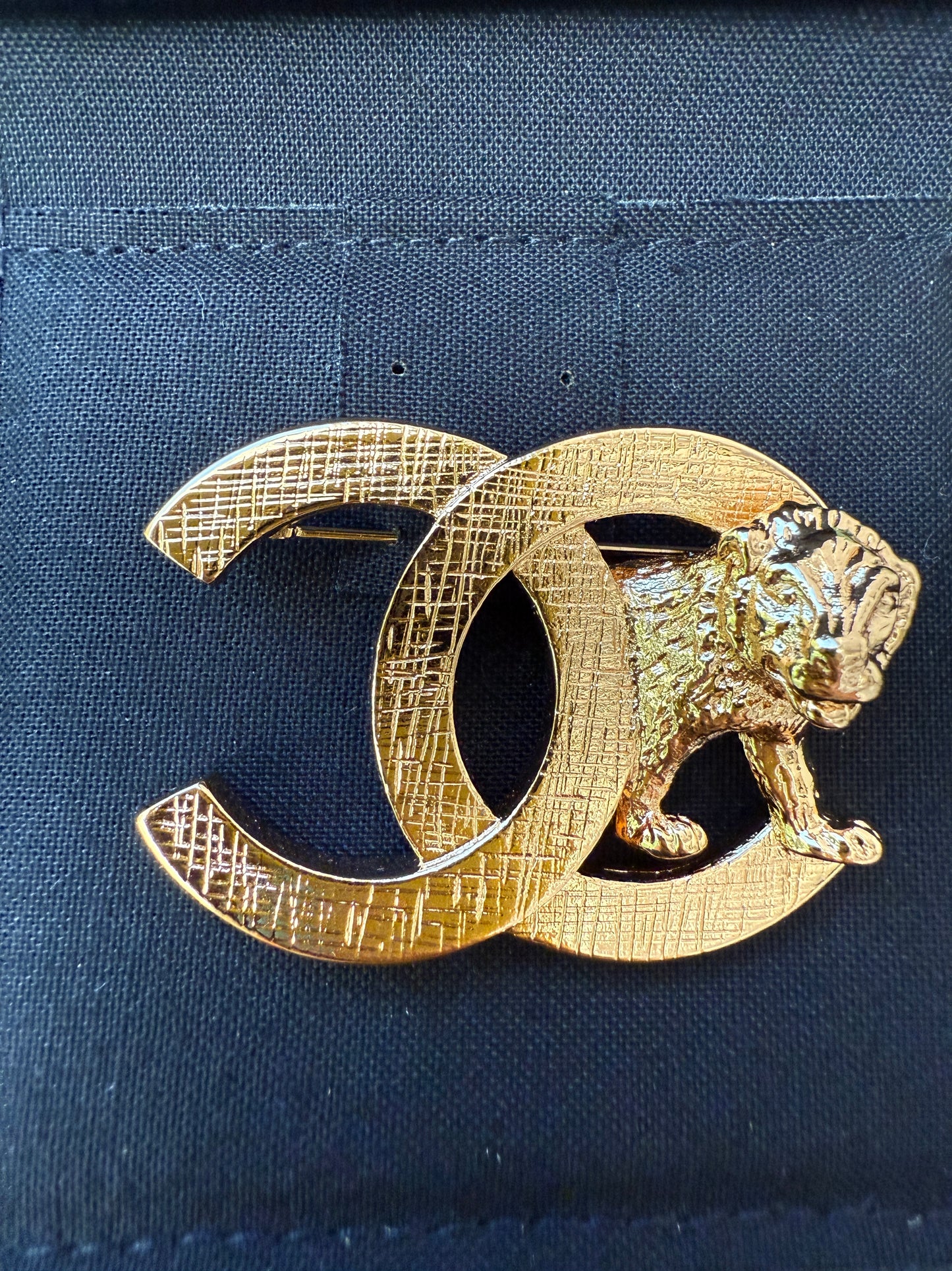 Chanel CC Gold Tone Golden Logo Lion Metal Classic Brooch 22A Pin