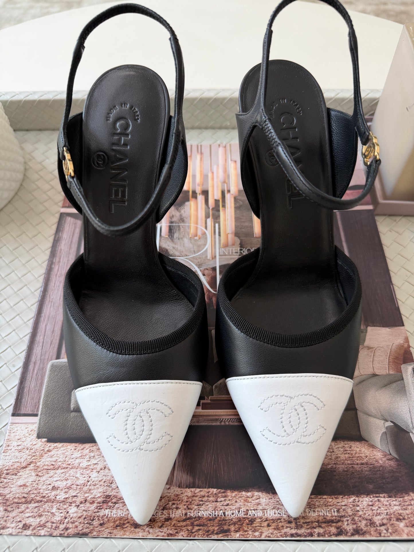 CHANEL SS 2026 BLAZY BLACK WHITE TOE LEATHER CC LOGO HEELS SHOES PUMPS SLINGBACKS