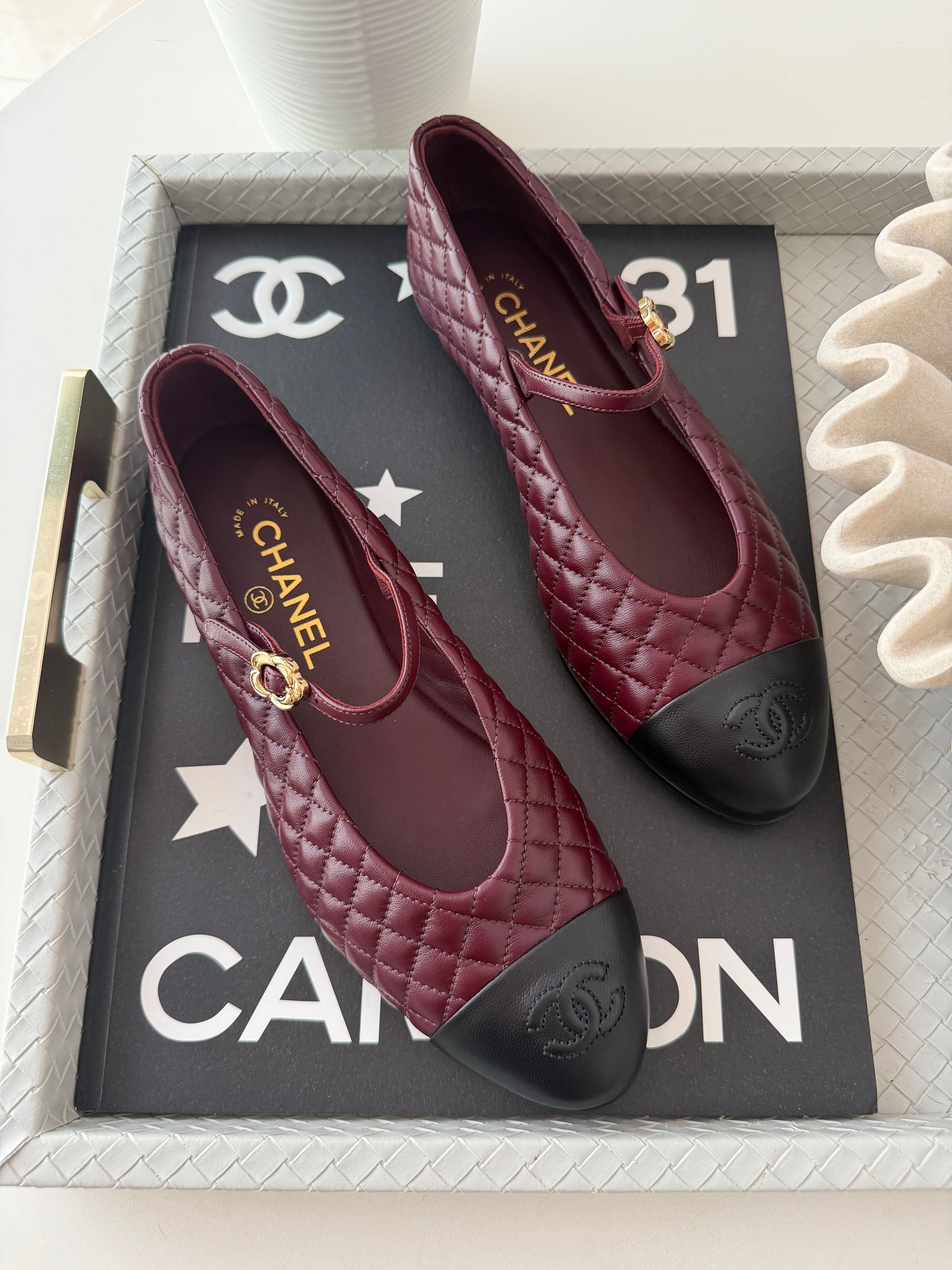 CHANEL CC LOGO BURGUNDY LEATHER MARYJANE BALLET BALLERINA FLATS SHOES GOLD BUCKLE QUILTED BLACK CAP TOE