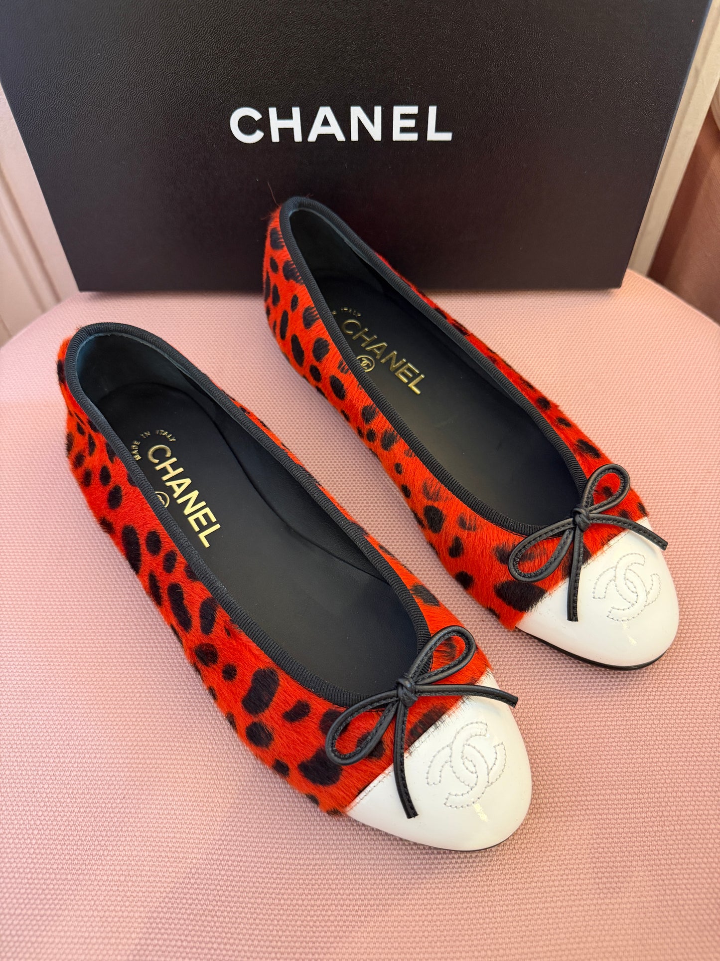 Chanel MÉTIERS D’ART 26 Red Orange Black White Pony Hair Animal Print Ballet Flats