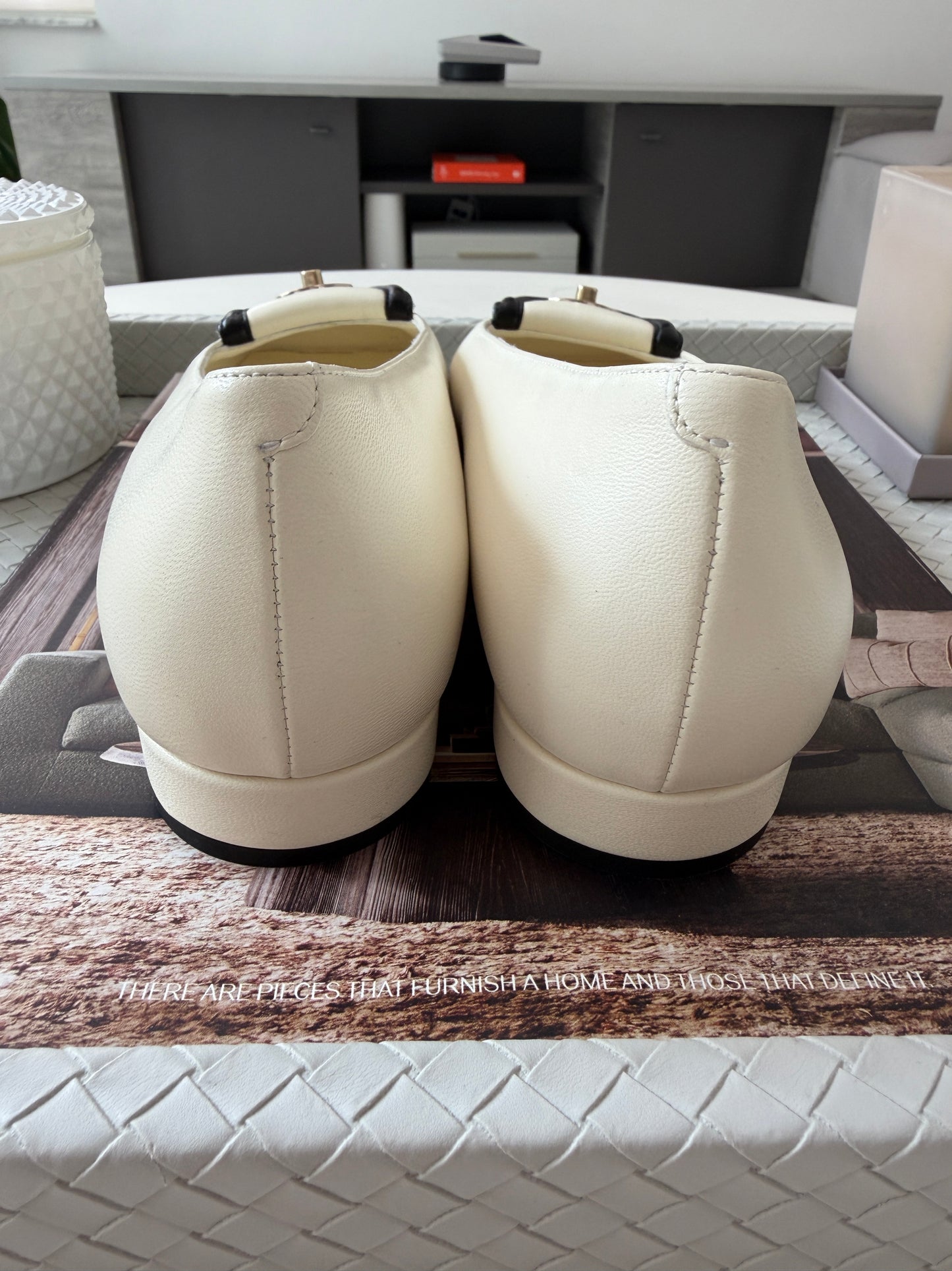 Chanel SS 26 Blazy Ivory Lambskin Square Toe CC Logo Turn-lock Ballet Flats