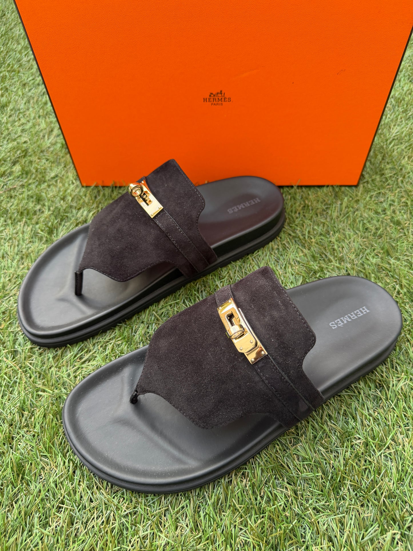 HERMES EMPIRE BLACK NOIR  SUEDE LEATHER FLIP FLOPS SHOES FLAT THONG SANDALS MULE
