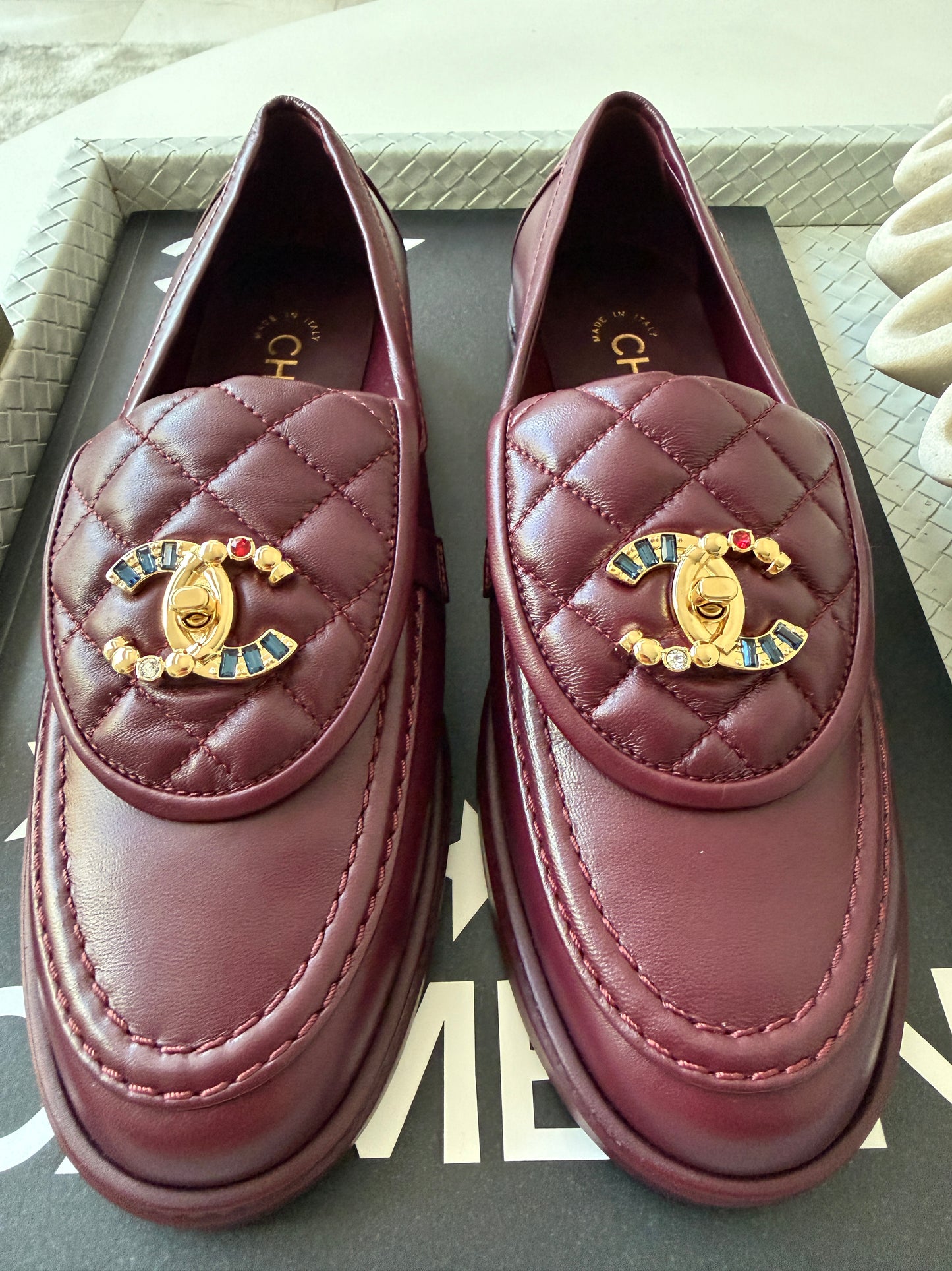 CHANEL BURGUNDY LEATHER LOAFERS OXFORD SHOES GOLD STRASS GEMS CC TURNLOCK MOCCASINS