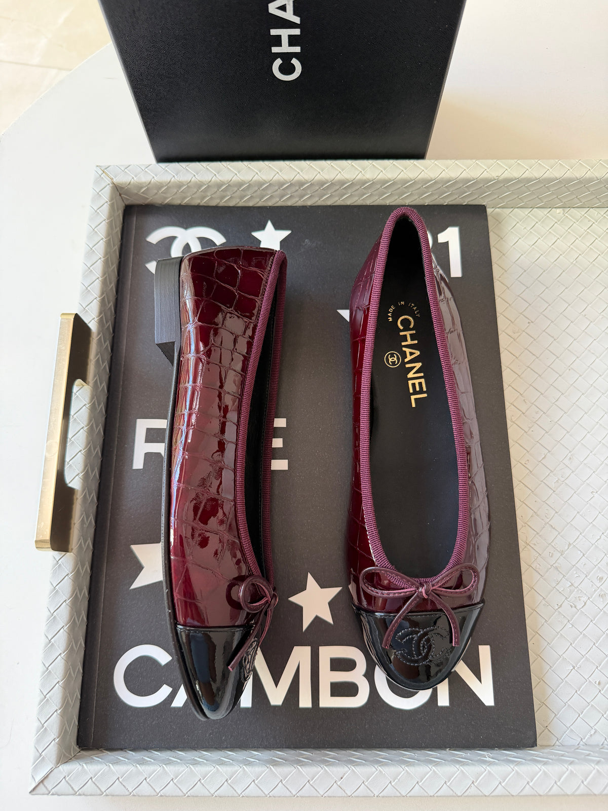Chanel 26A Burgundy Croc Embossed Patent Metiers d’Art Black Cap Toe Ballet Ballerina Flats
