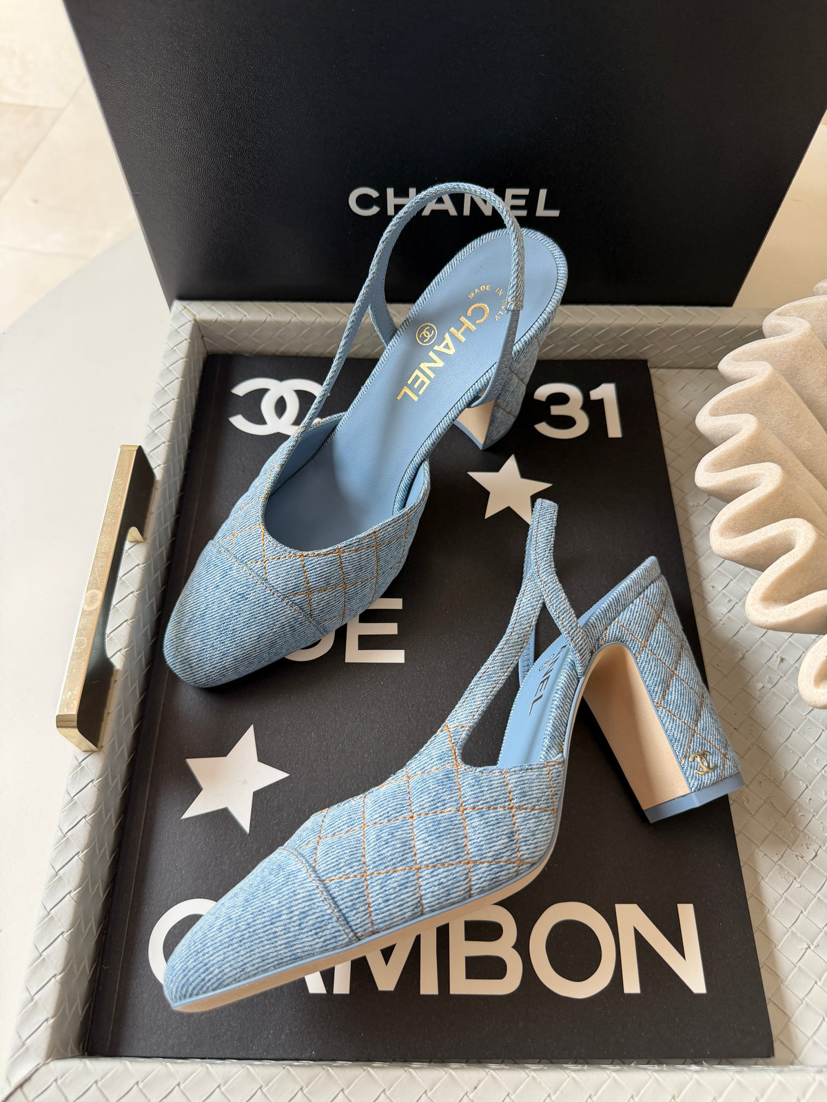 Chanel 26B CC Logo Light Blue Quilted Denim Jean Slingback Pumps Chunky 90mm Heel