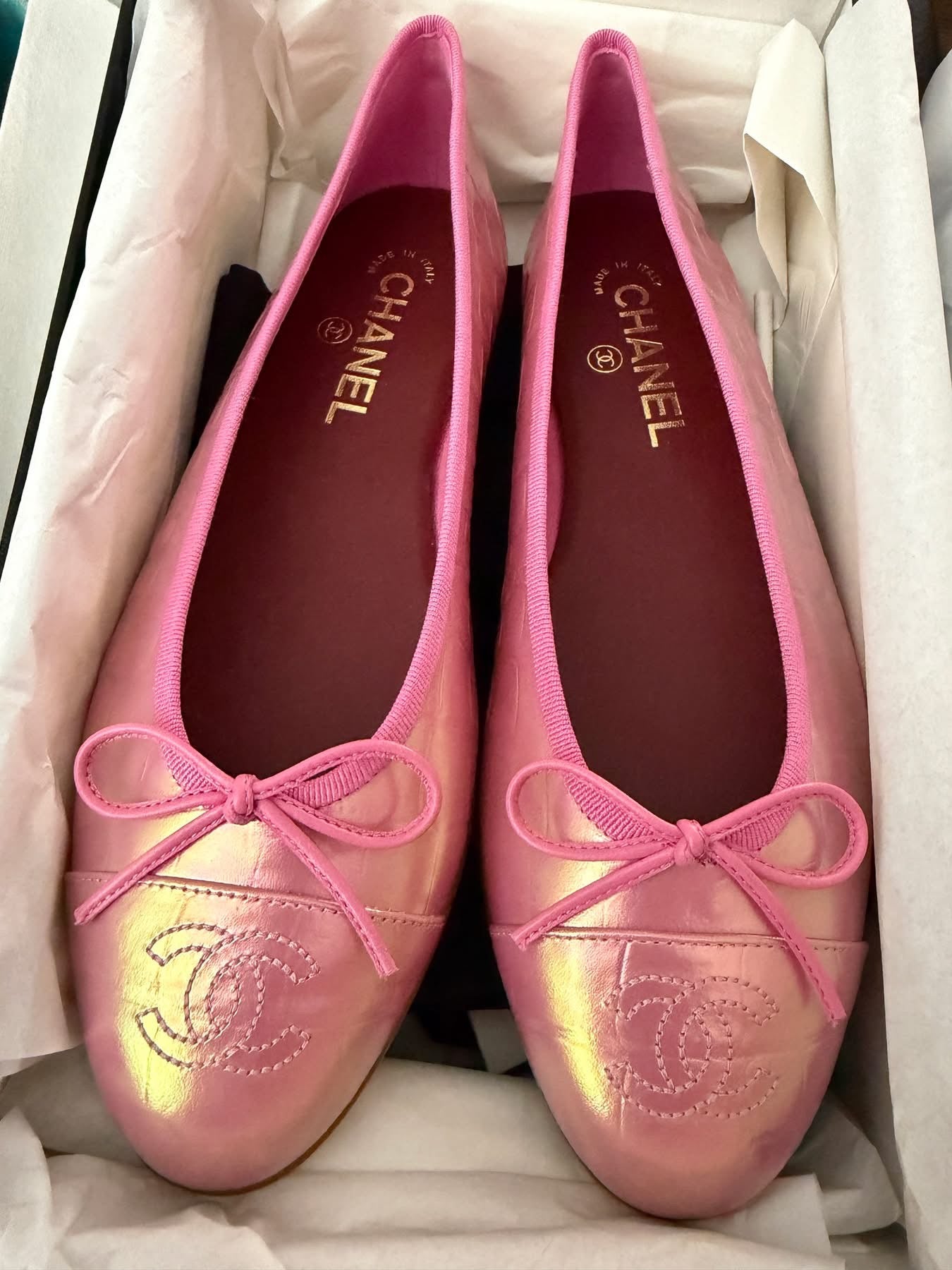 Chanel 26K Pink Crocodile Croc Embossed Iridescent Cap Toe Ballet