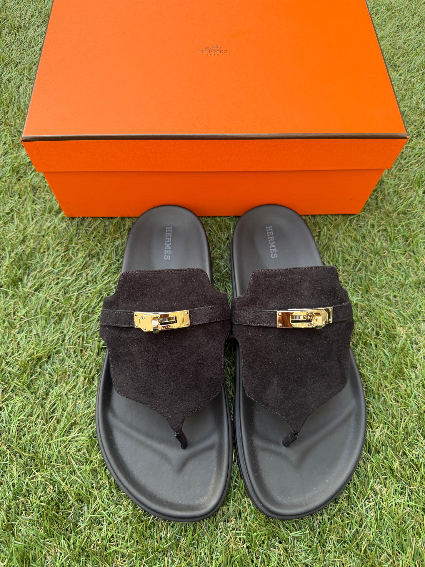 HERMES EMPIRE BLACK NOIR  SUEDE LEATHER FLIP FLOPS SHOES FLAT THONG SANDALS MULE