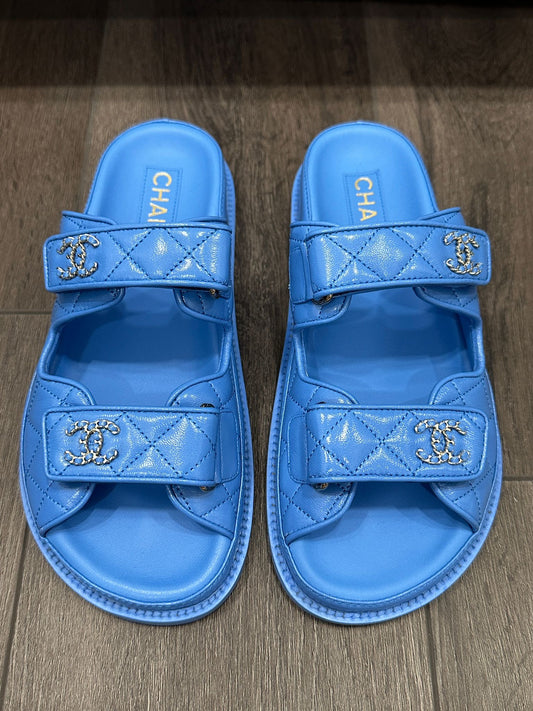 2024P CHANEL BLUE LEATHER OPEN DAD QUILTED CC LOGO SLIDE SANDALS SLIDES SHOES MULES