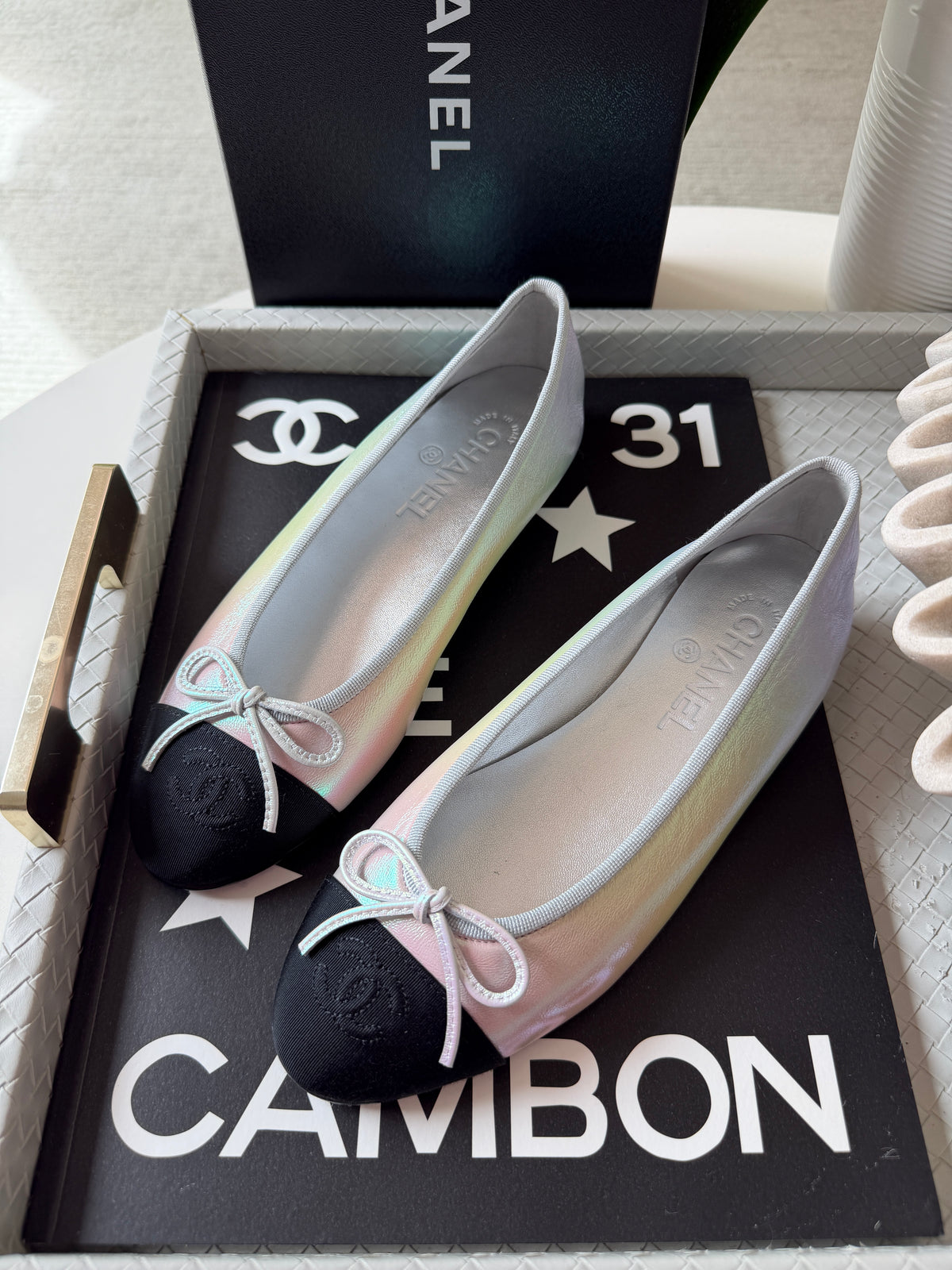 Chanel 26K Pearl White Silver Iridescent Black Cap Toe Ballet Ballerina Flats