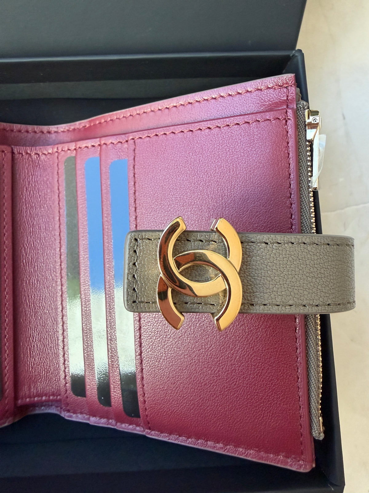 Chanel Metier’s d’Art 26A Bifold Dark Khaki Fonce Chèvre Leather Gold CC Logo Small Wallet Card Holder