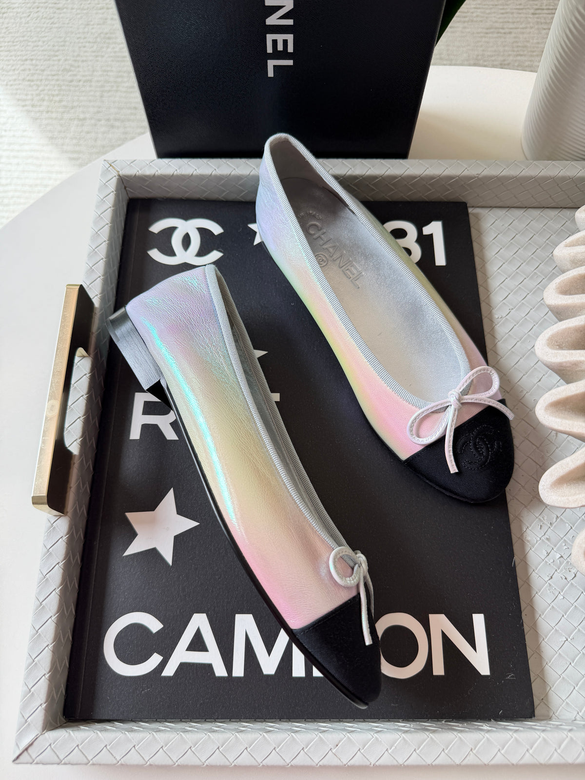 Chanel 26K Pearl White Silver Iridescent Black Cap Toe Ballet Ballerina Flats