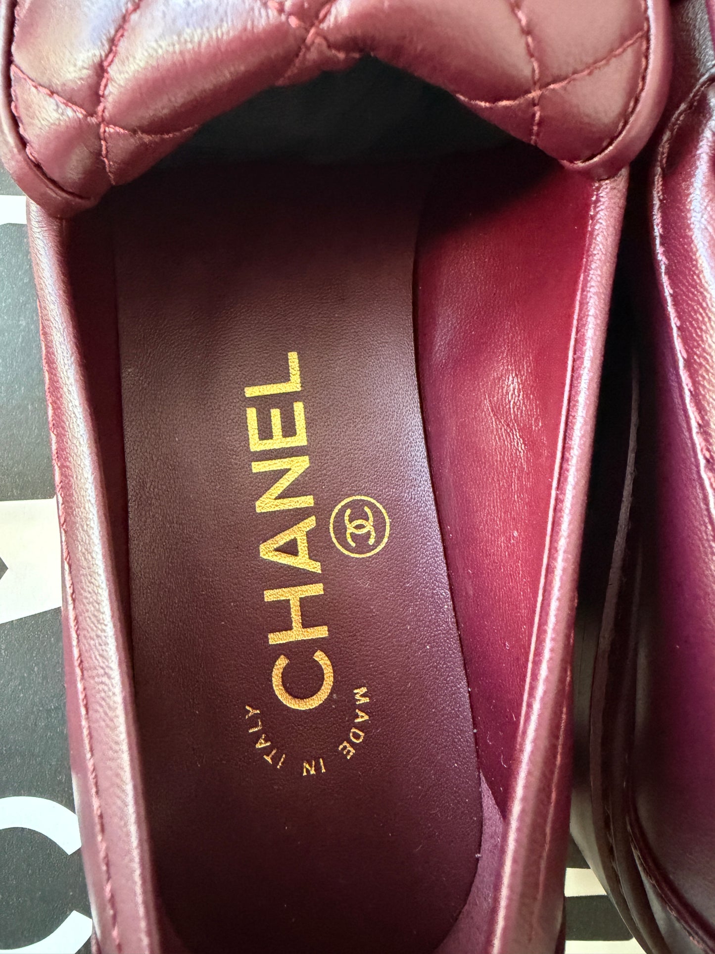 CHANEL BURGUNDY LEATHER LOAFERS OXFORD SHOES GOLD STRASS GEMS CC TURNLOCK MOCCASINS