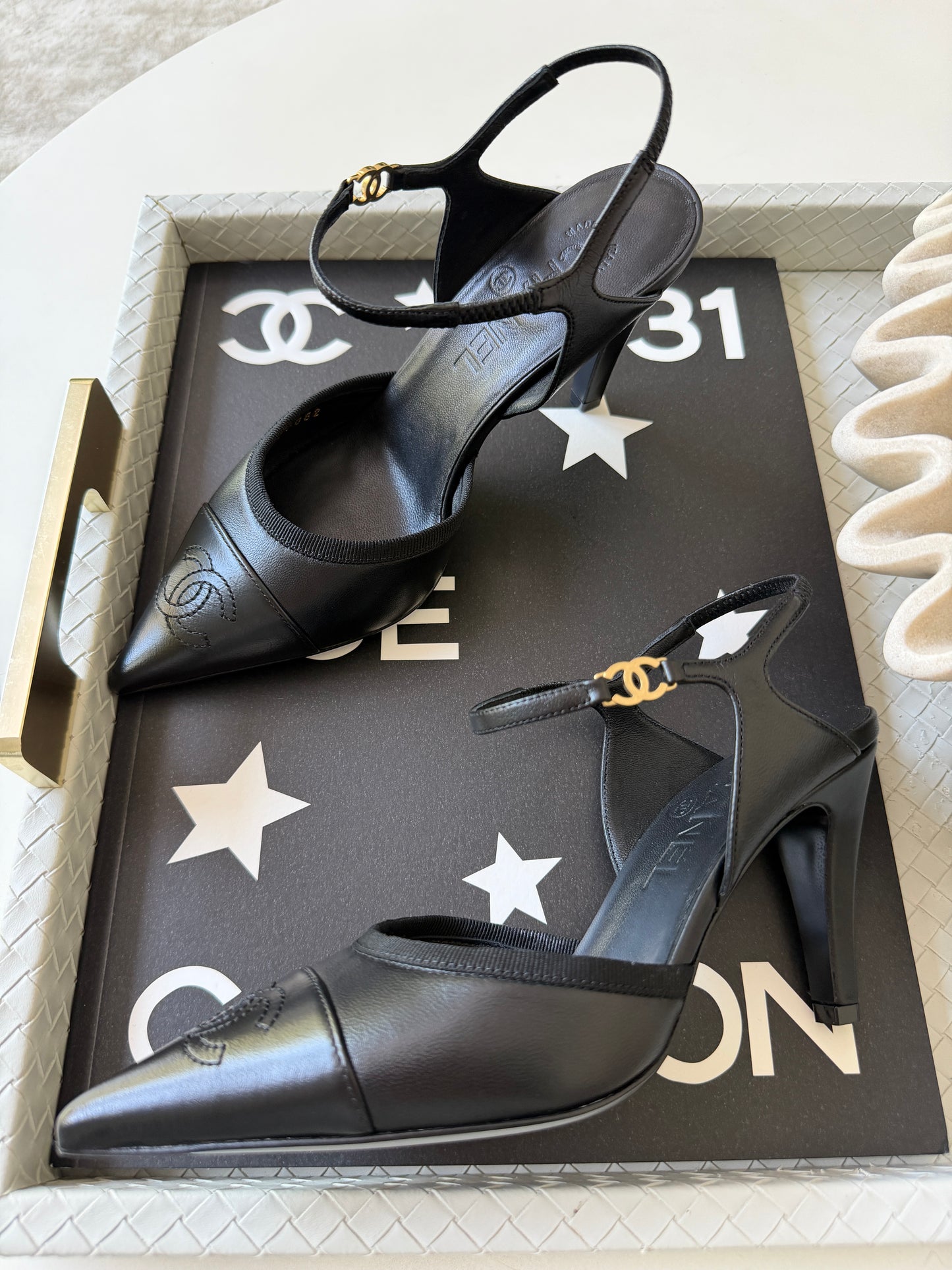 CHANEL SS 2026 BLAZY BLACK CAP POINTED TOE LEATHER CC LOGO HEELS SHOES PUMPS SLINGBACKS
