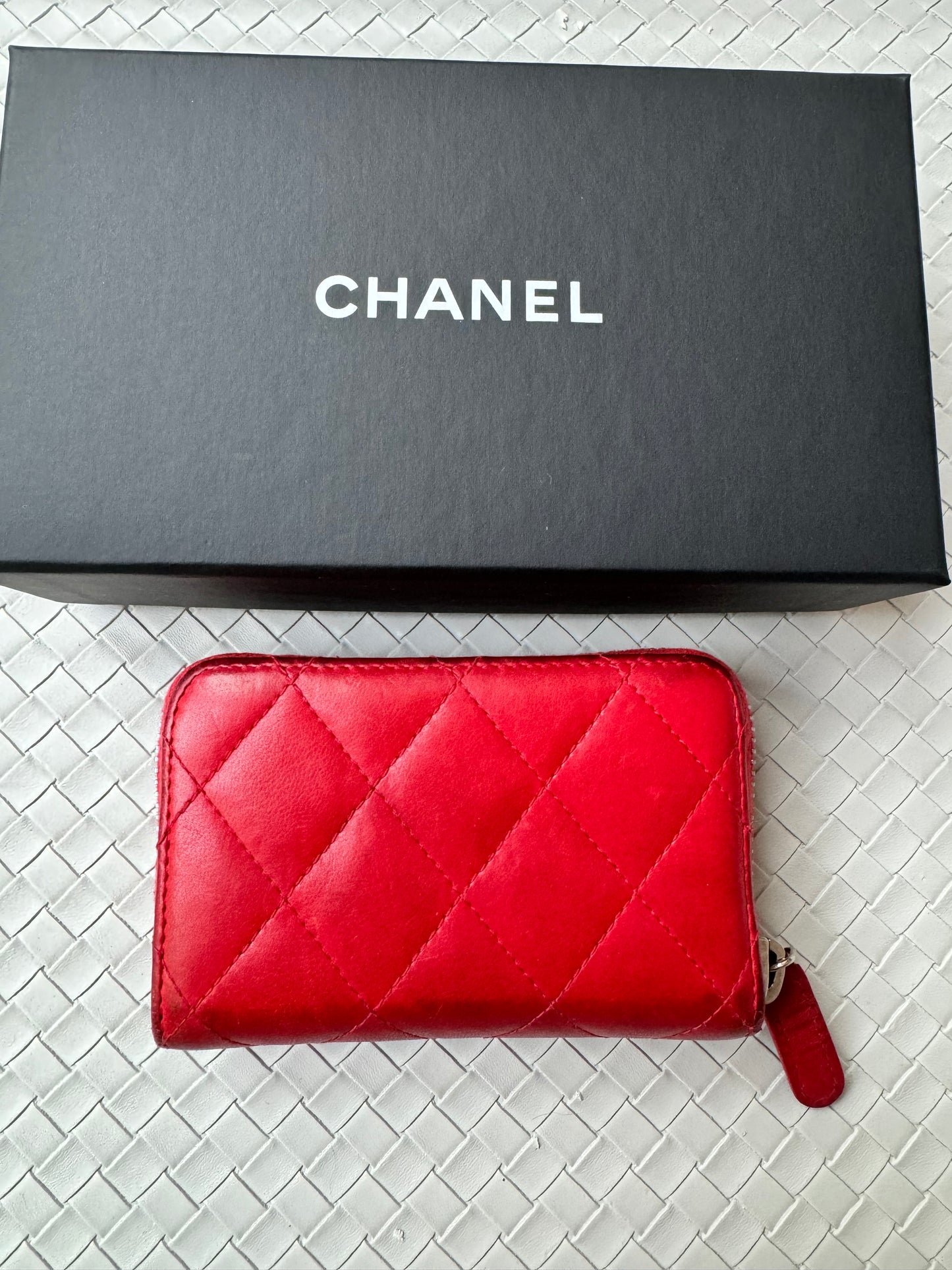 Chanel CC Lambskin Coin Holder Mini Wallet Card Case Matelasse Red Zip Quilted Pre-Owned