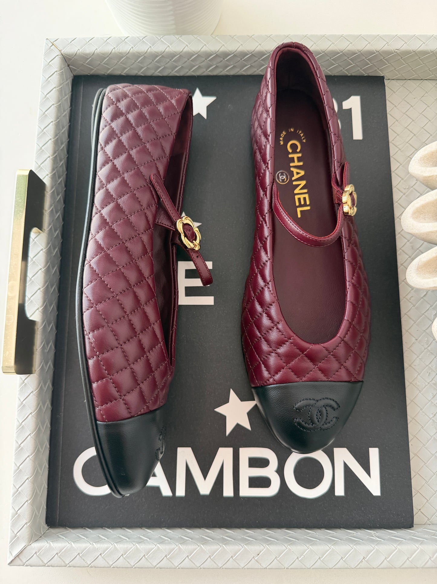 CHANEL CC LOGO BURGUNDY LEATHER MARYJANE BALLET BALLERINA FLATS SHOES GOLD BUCKLE QUILTED BLACK CAP TOE