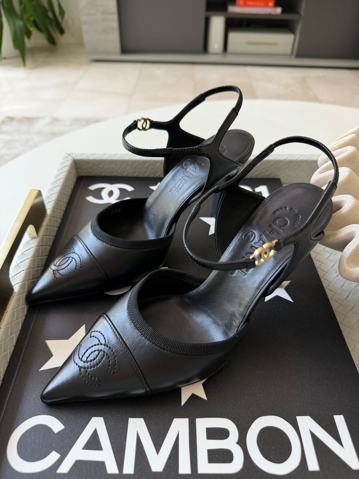 CHANEL SS 2026 BLAZY BLACK CAP POINTED TOE LEATHER CC LOGO HEELS SHOES PUMPS SLINGBACKS