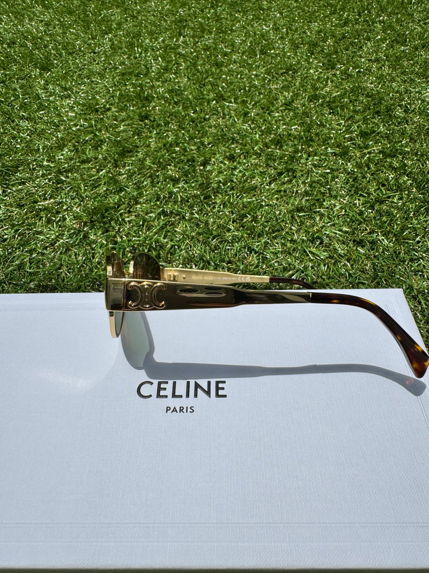 Celine Triomphe 01 Oval-frame gold-tone and tortoiseshell acetate Sunglasses CL40235U