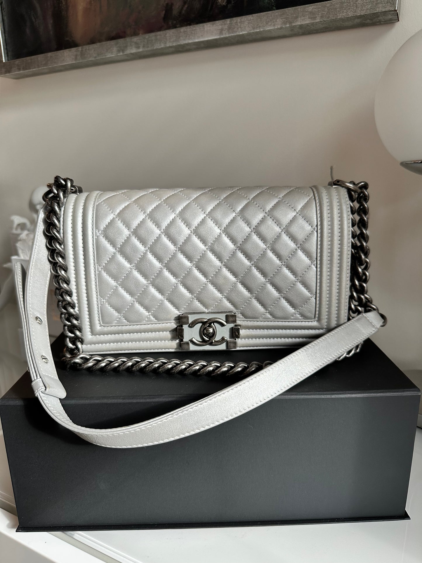 Chanel Old Medium Boy Flap Silver Metallic Gray Lambskin Quilted Handbag Bag Pre-owned