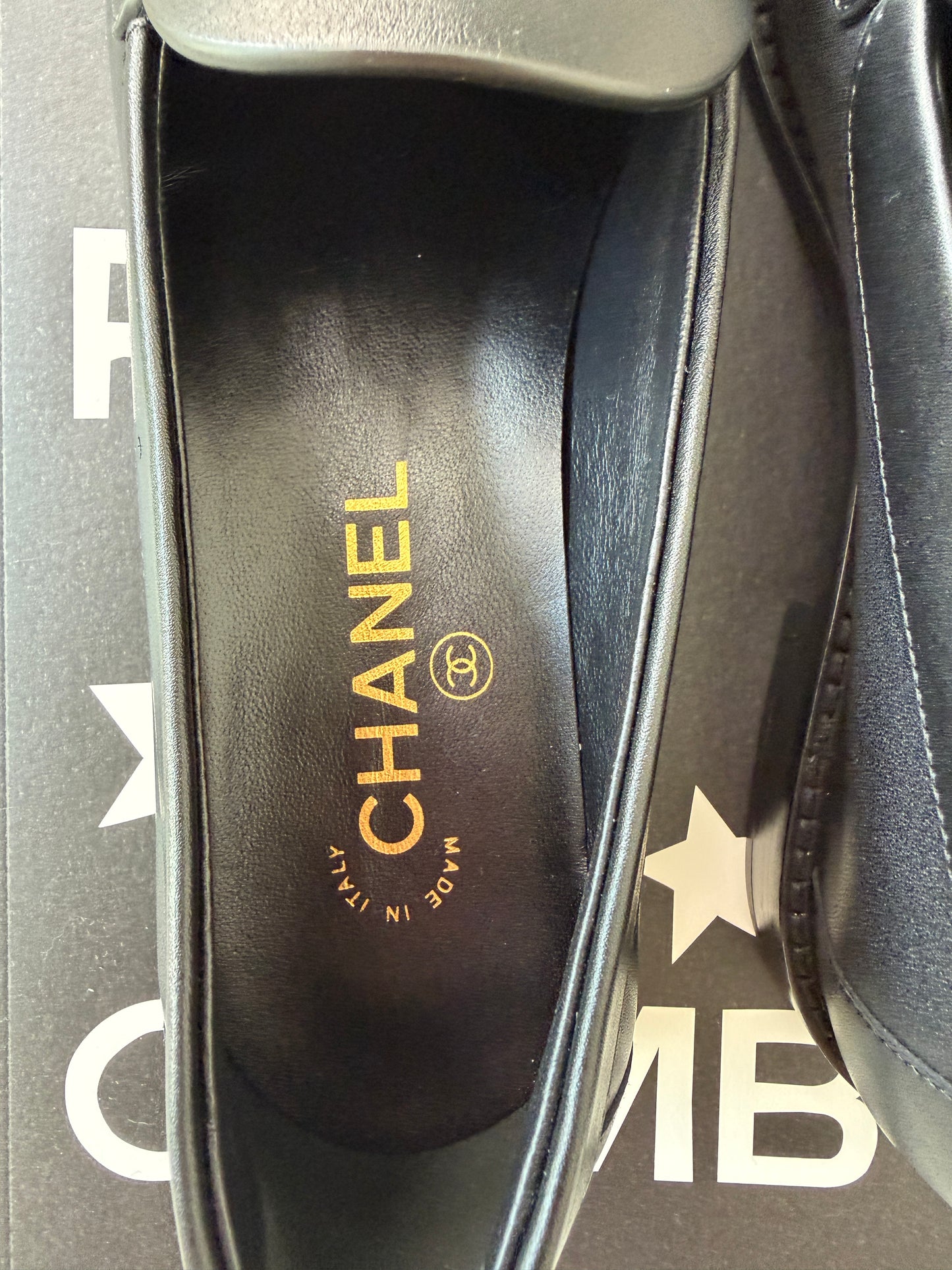 Chanel Metiers D’art 26 Strass CC Logo Black Leather Oxford Loafers Flats Shoes Moccasins