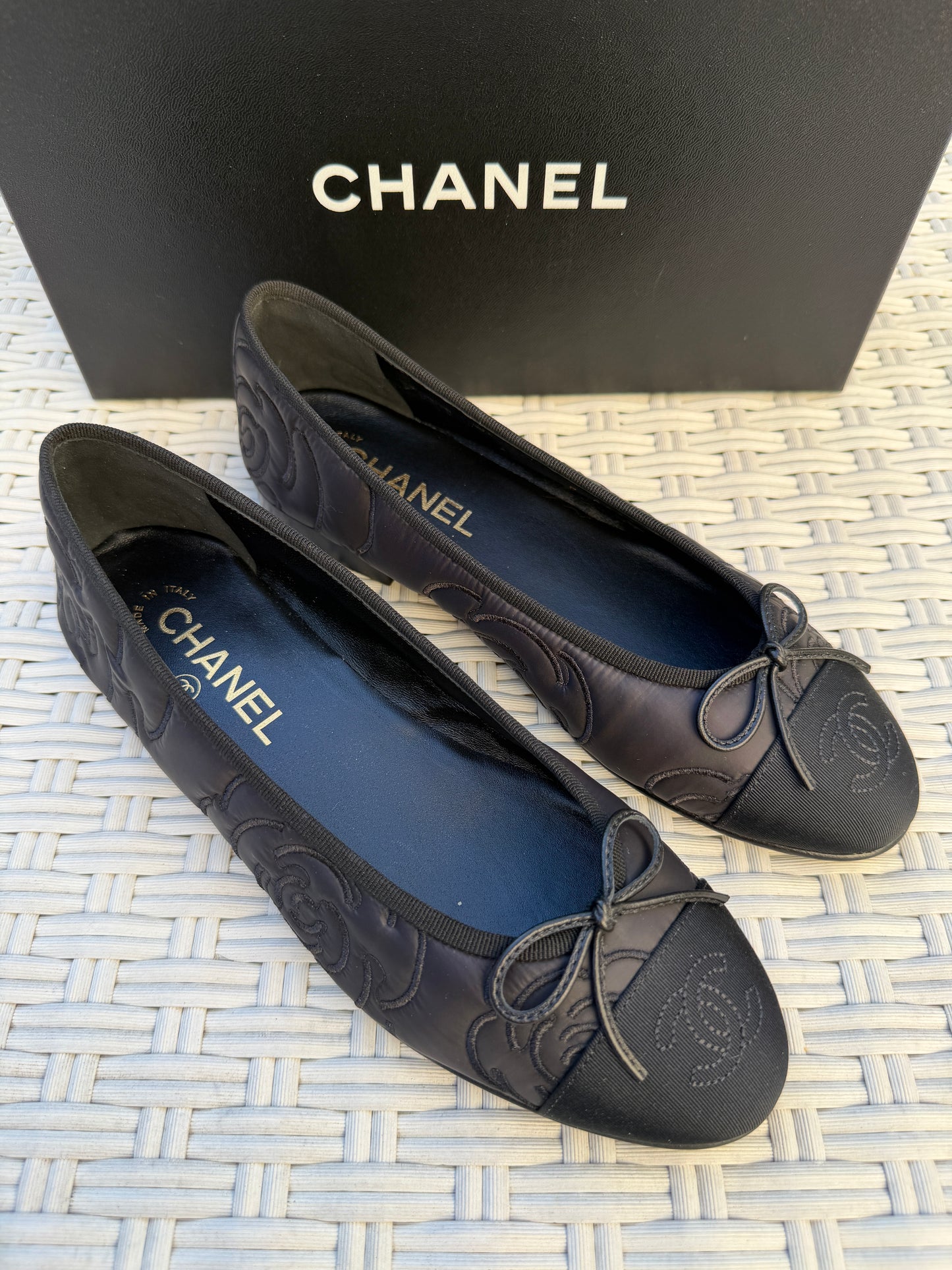 CHANEL CC LOGO CAMELLIA EMBOSSED BLACK NYLON BALLET BALLERINA FLATS CAP TOE