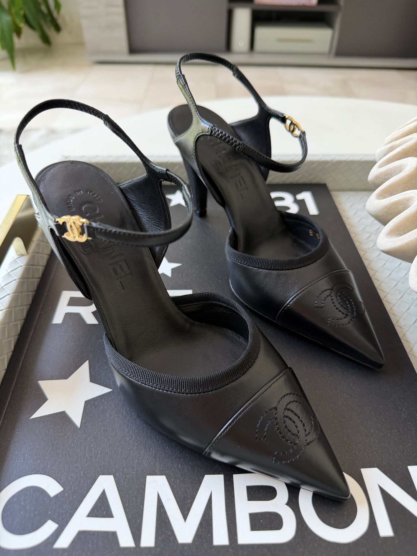 CHANEL SS 2026 BLAZY BLACK CAP POINTED TOE LEATHER CC LOGO HEELS SHOES PUMPS SLINGBACKS