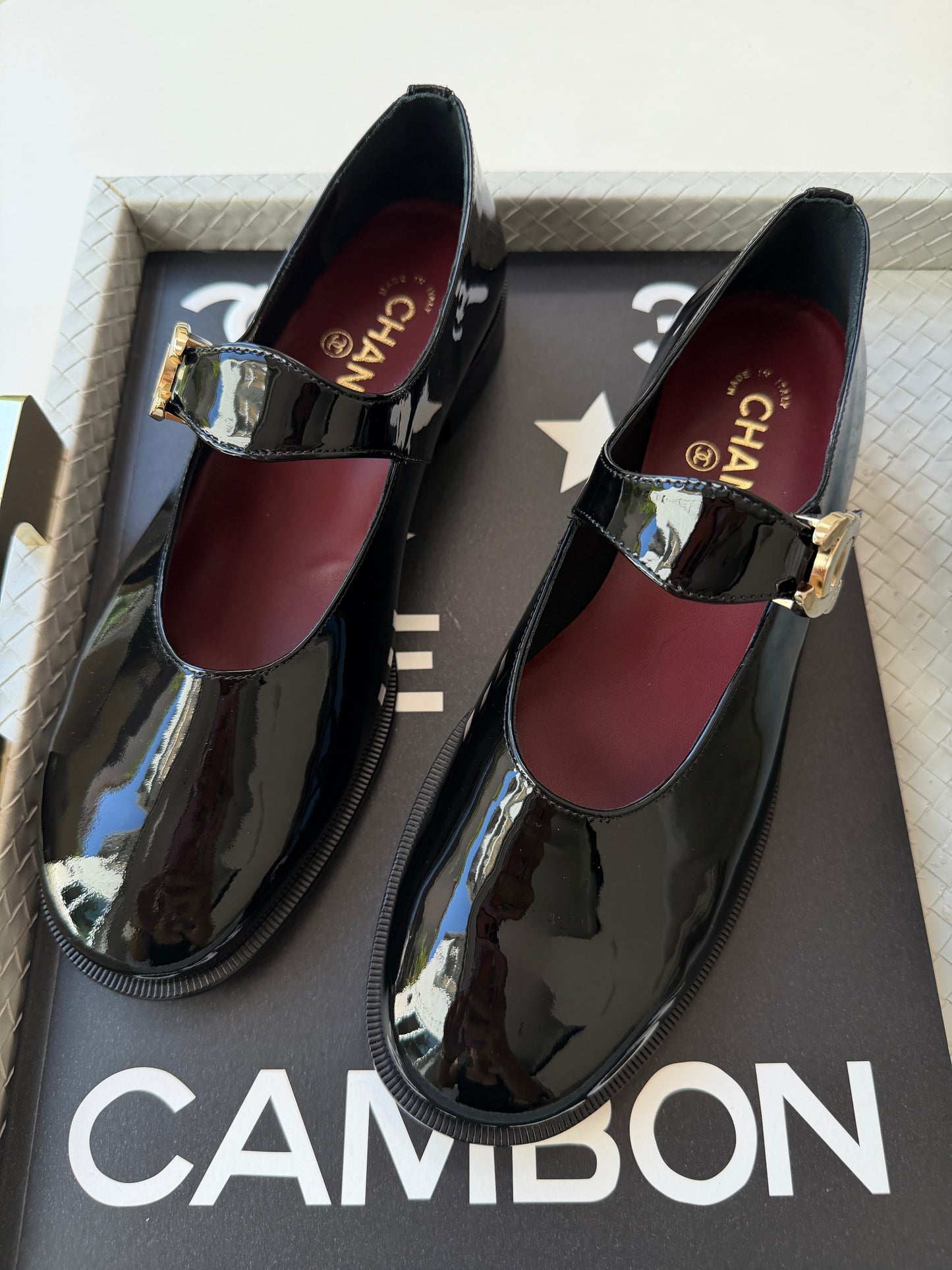 CHANEL 26B BLACK PATENT LEATHER MARYJANES GOLD CC LOGO ADJUSTABLE LOCK FLATS