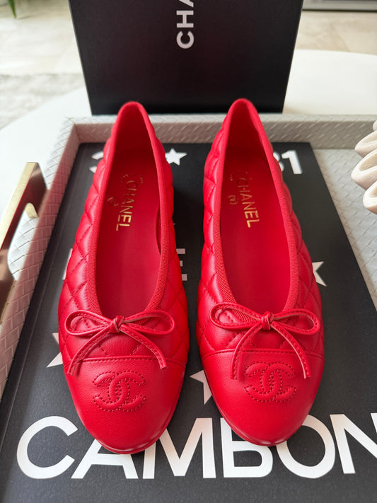 Chanel 26B Blazy Lambskin Leather Quilted Red Agneau Rouge CC Logo Ballet Ballerina Flats