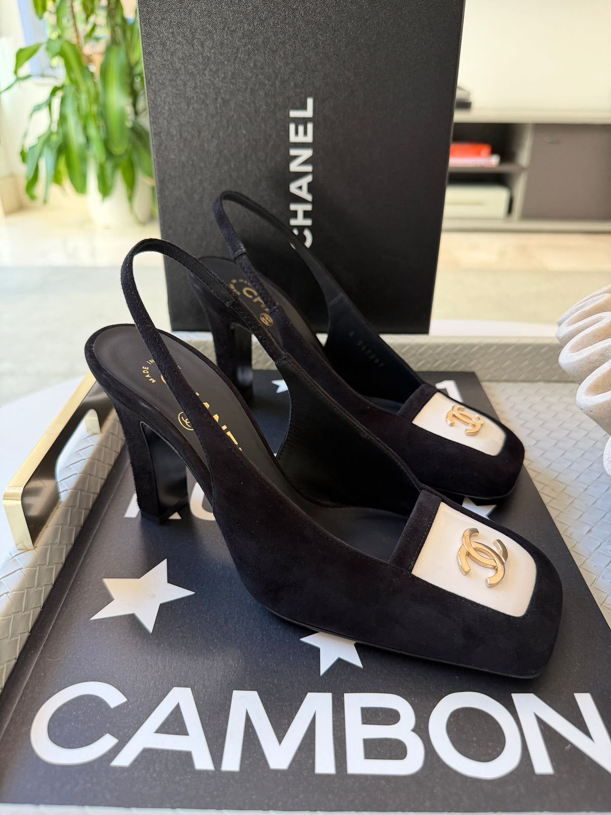 Chanel 26K Blazy Black Suede White Square Toe CC Slingback Sling Heel Pumps Heels