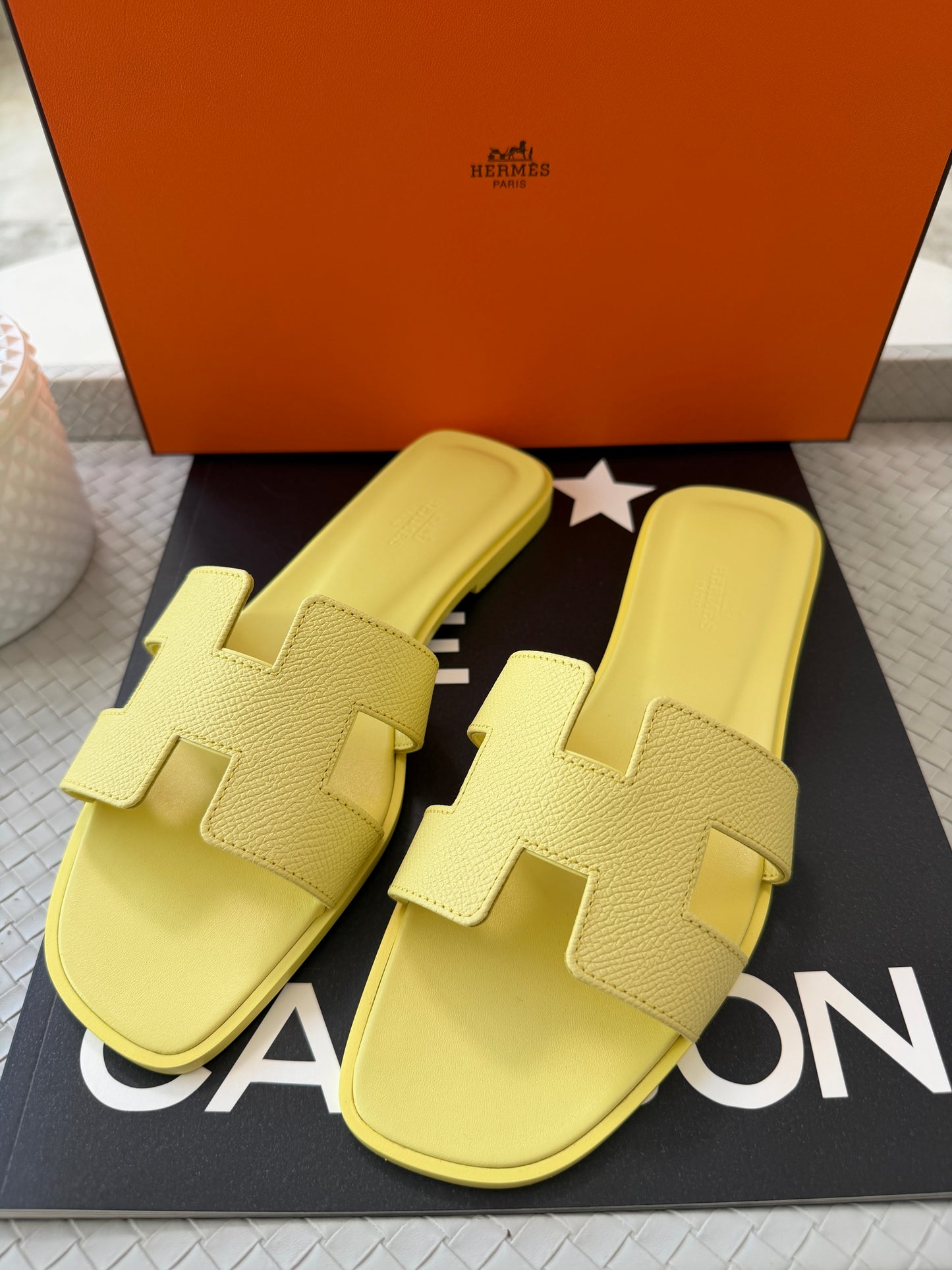 HERMES Oran Bright Yellow Jaune D'orge Epsom Leather Logo Sandals Flats Mules