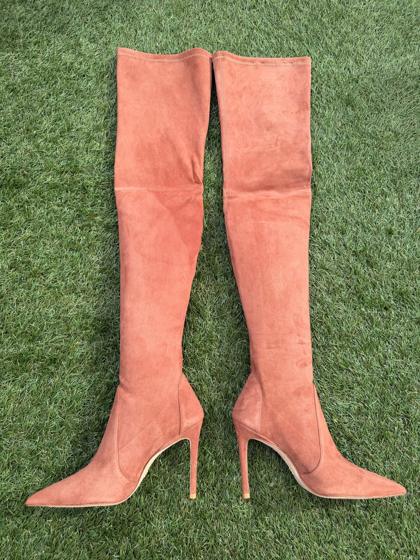 STUART WEITZMAN ULTRASTUART 100 CAPPUCCINO SUEDE BROWN STRETCH POINT TOE OVER KNEE BOOTS