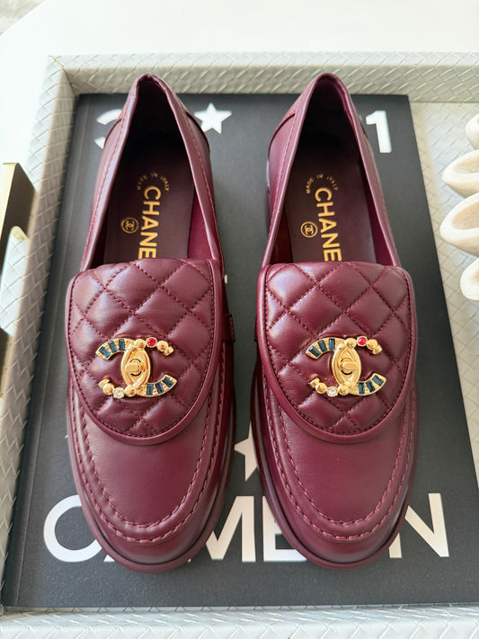 CHANEL BURGUNDY LEATHER LOAFERS OXFORD SHOES GOLD STRASS GEMS CC TURNLOCK MOCCASINS