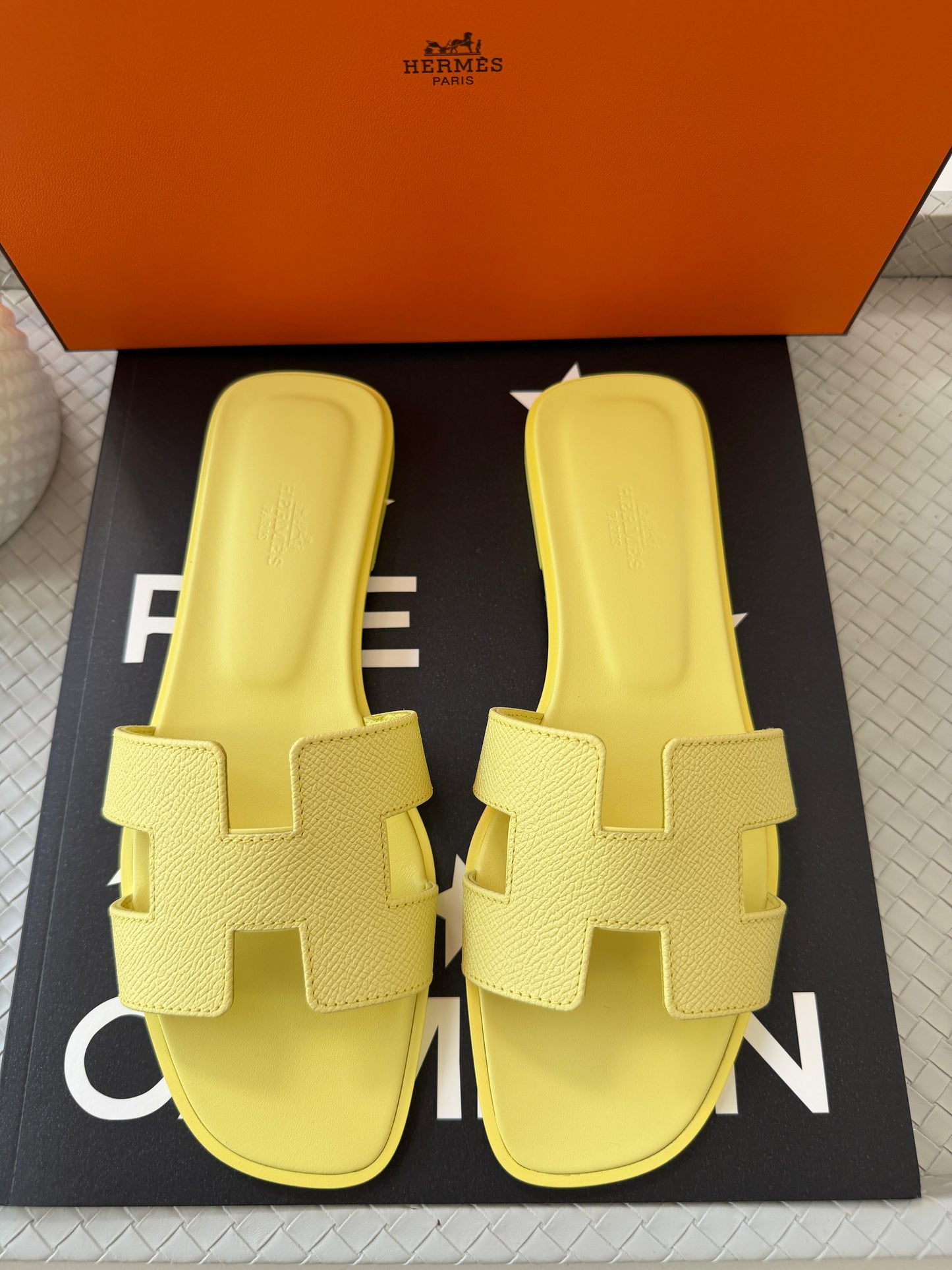 HERMES Oran Bright Yellow Jaune D'orge Epsom Leather Logo Sandals Flats Mules