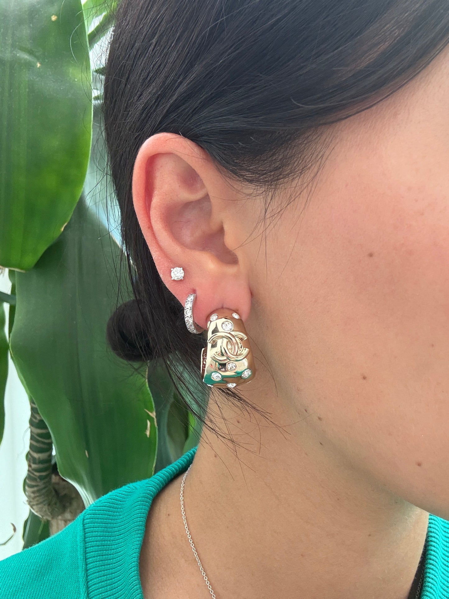 Chanel 24B Gold Tone Dore Metal CC Logo Crystal Crystals Strass Huggie Hoop Hoops Earrings