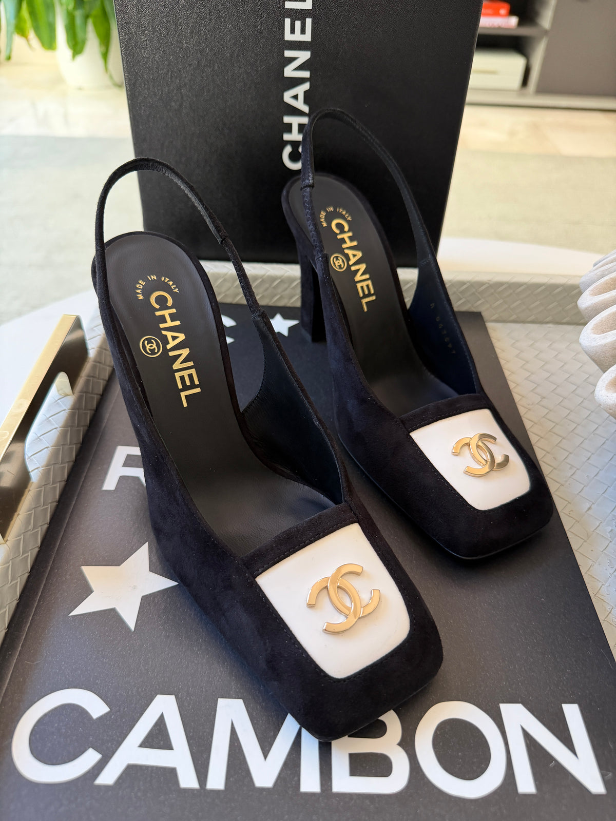 Chanel 26K Blazy Black Suede White Square Toe CC Slingback Sling Heel Pumps Heels