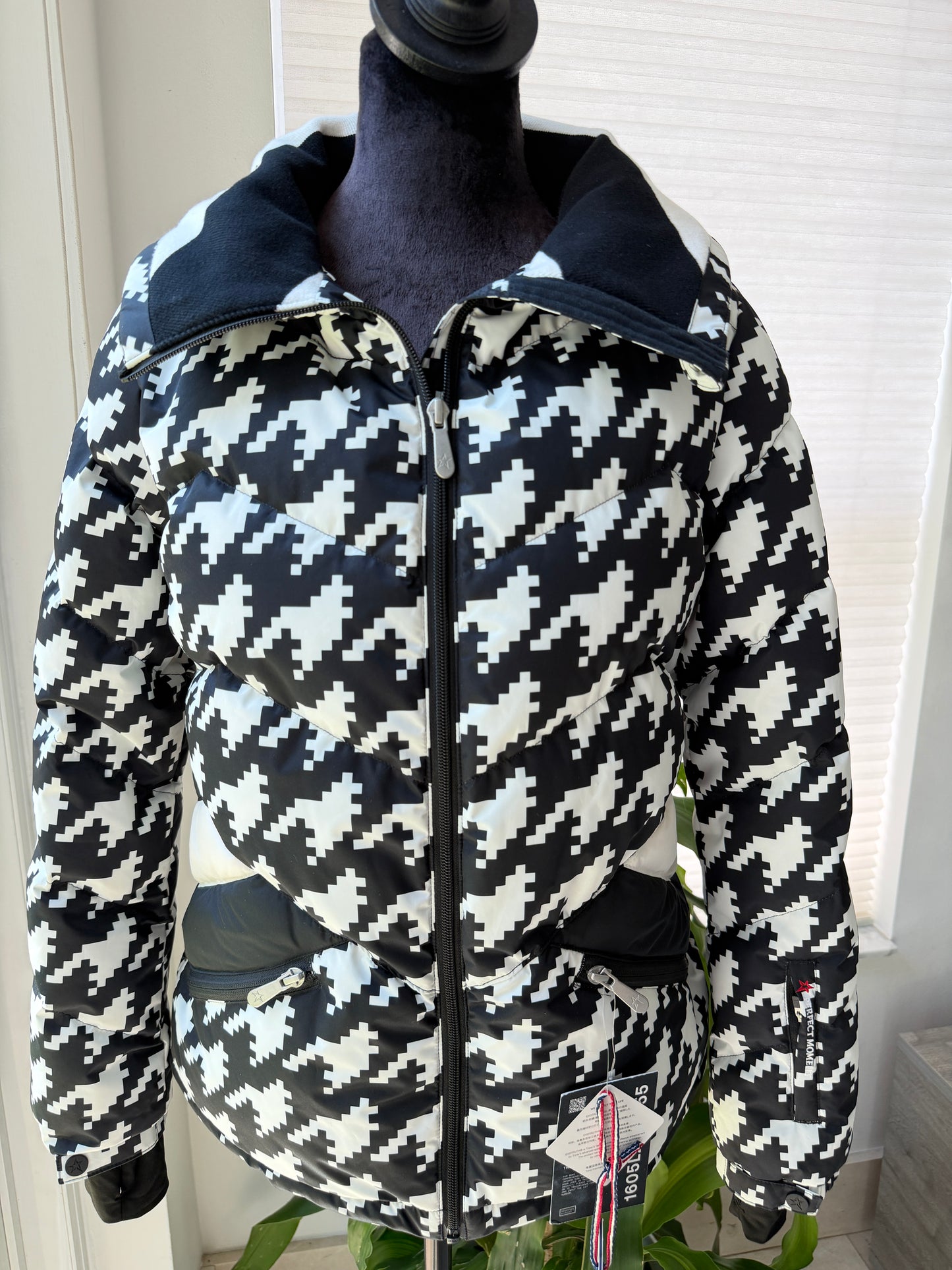 Perfect Moment Houndstooth Black White Ski Duvet Down Jacket Puffer Ski Jacket S
