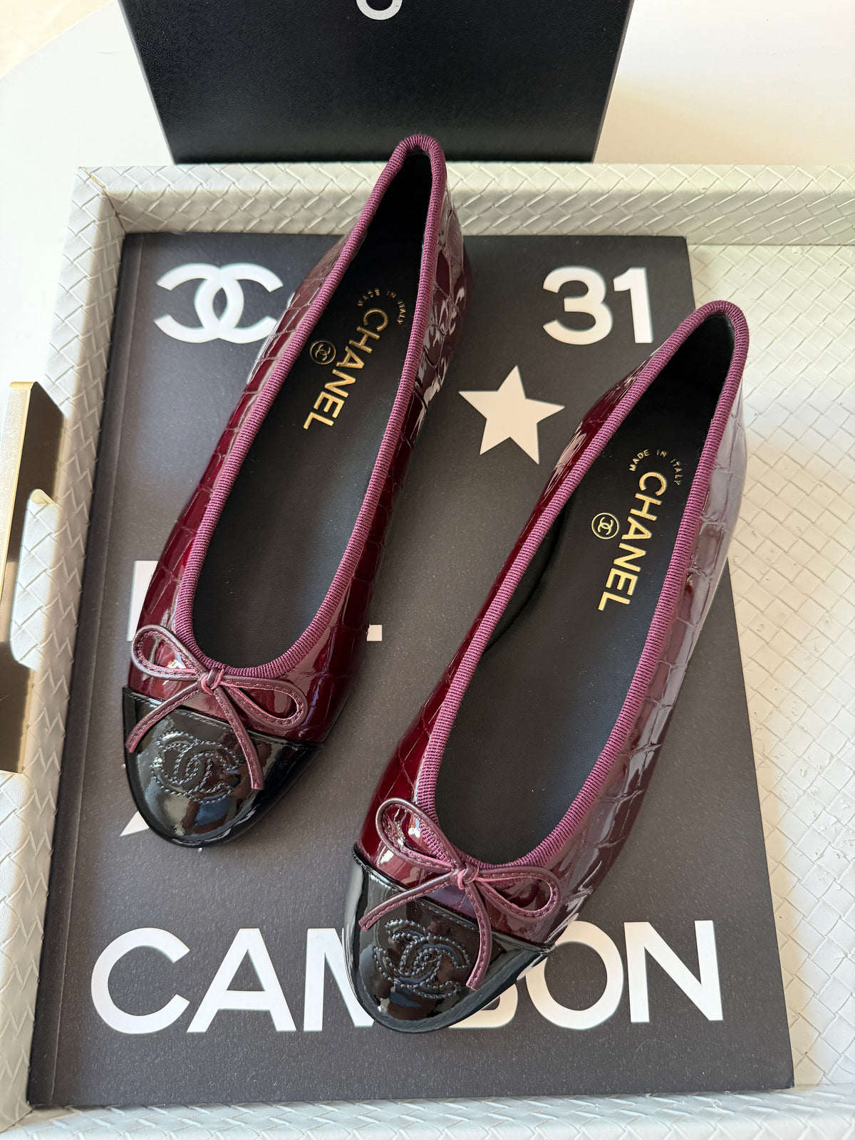 Chanel 26A Burgundy Croc Embossed Patent Metiers d’Art Black Cap Toe Ballet Ballerina Flats