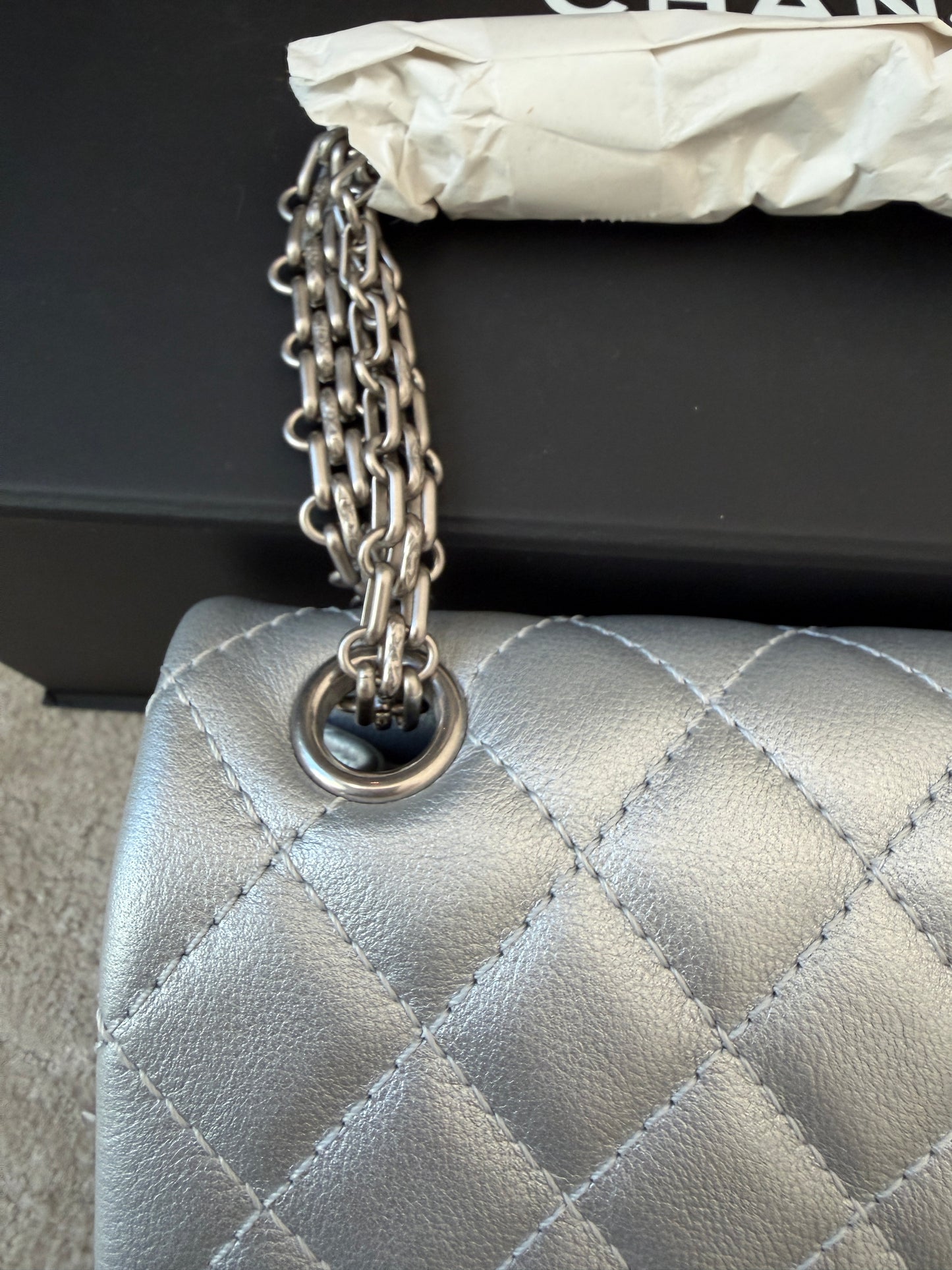 2021A CHANEL MINI REISSUE 2.55 METALLIC SILVER GOATSKIN LEATHER FLAP LEATHER BAG CHAIN CROSS BODY